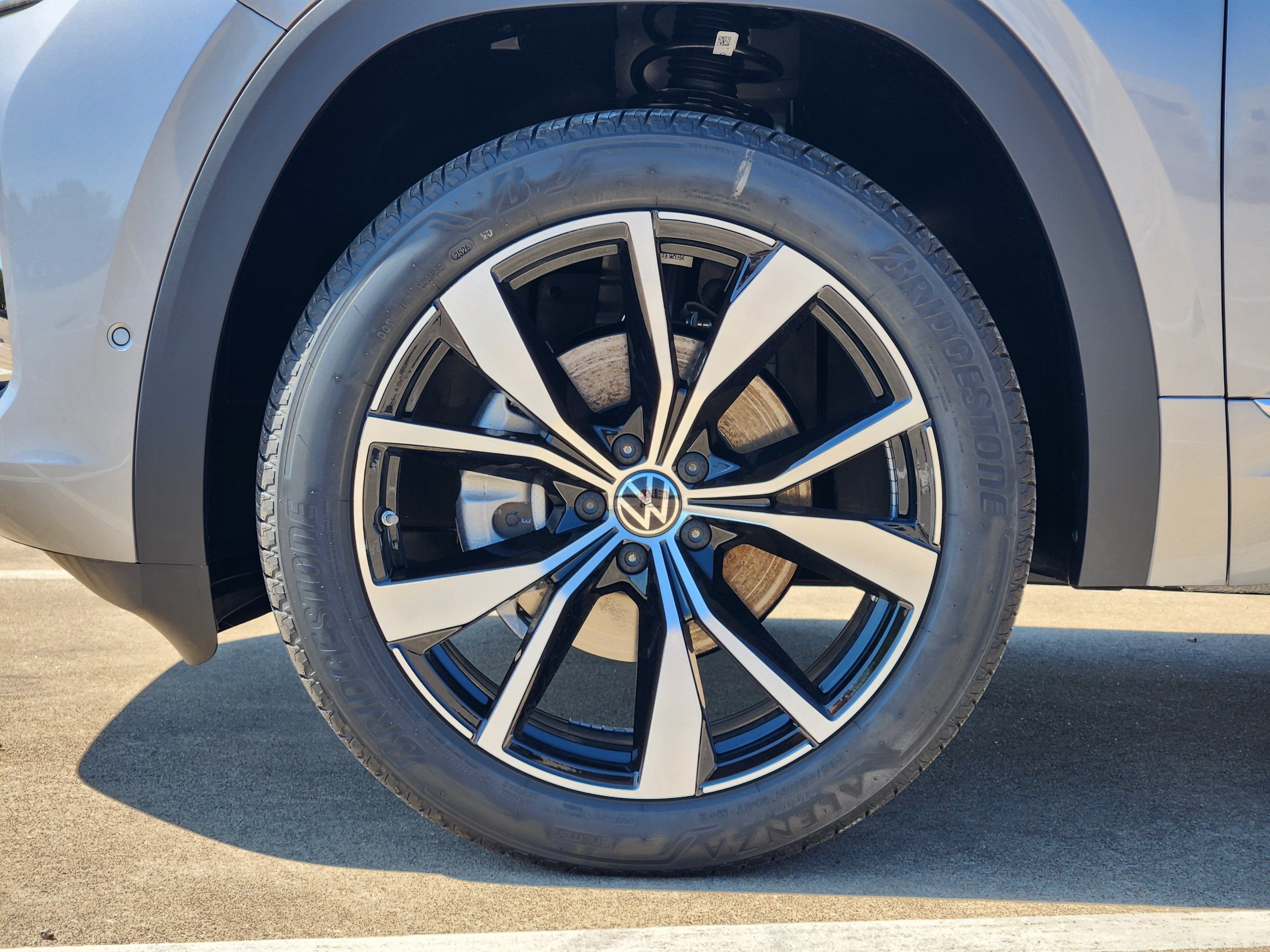 2026 Volkswagen Atlas Cross Sport 2.0T SEL Premium R-Line