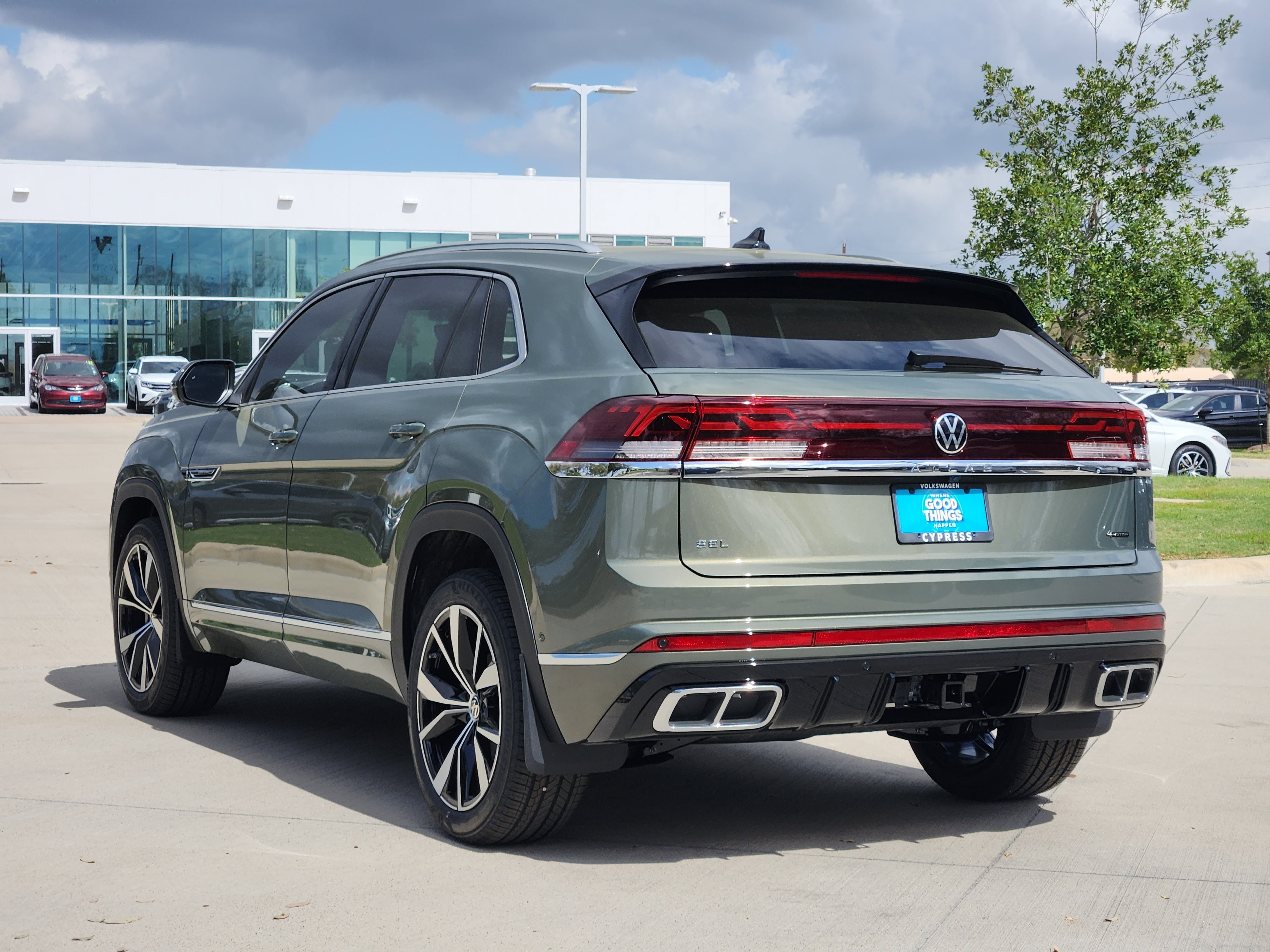 2026 Volkswagen Atlas Cross Sport 2.0T SEL Premium R-Line