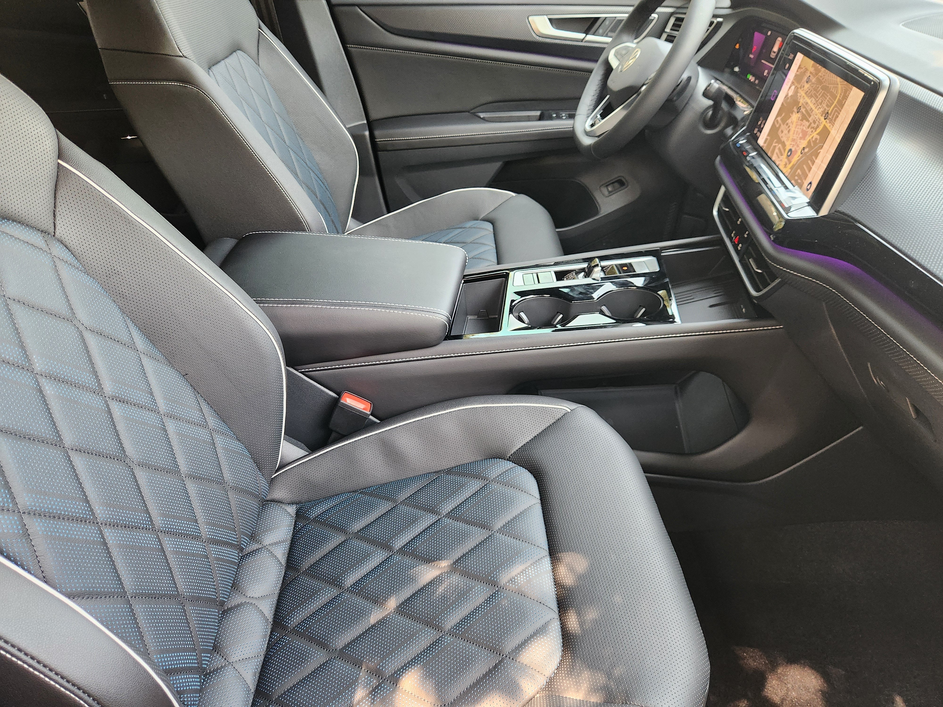 2026 Volkswagen Atlas Cross Sport 2.0T SEL Premium R-Line