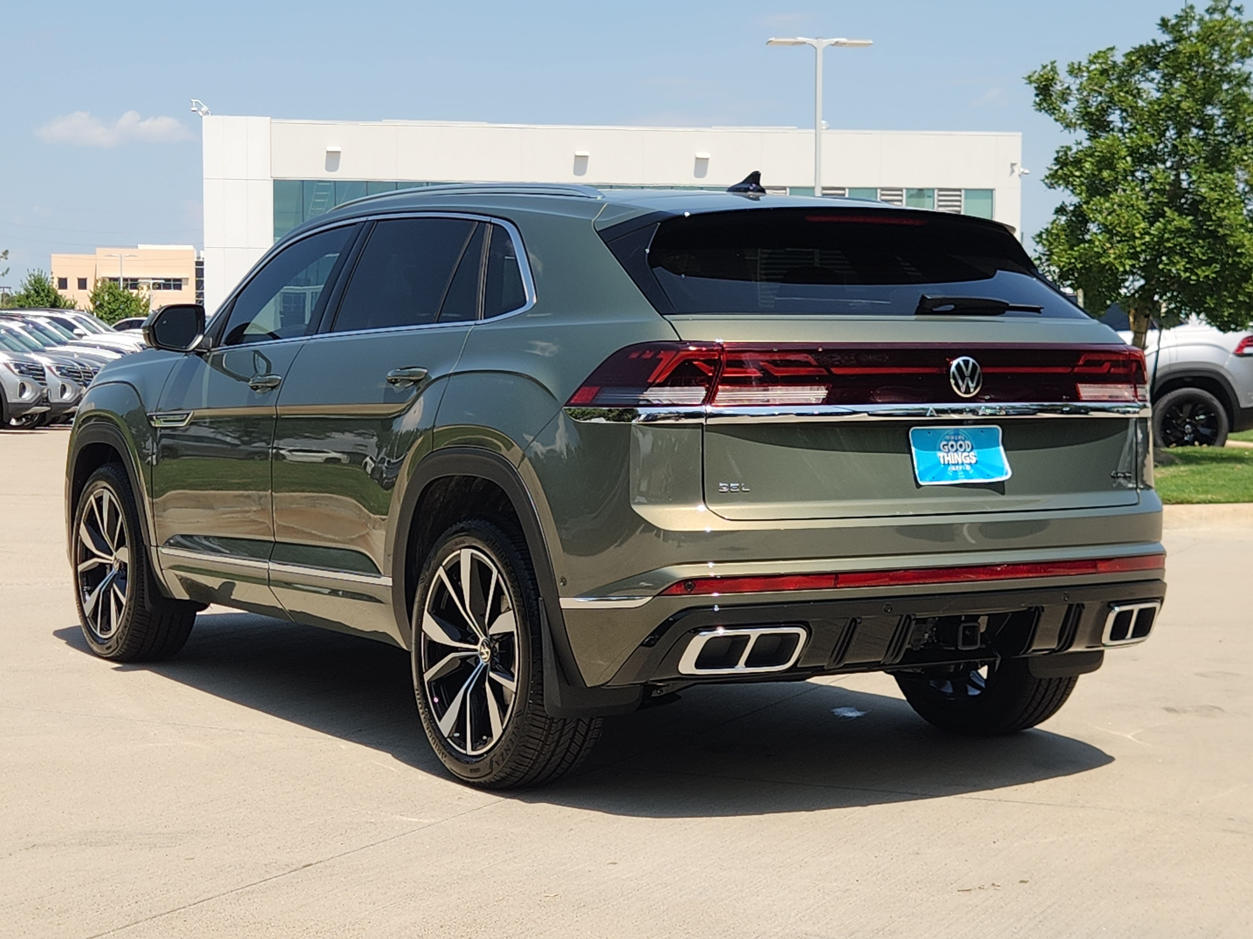 2026 Volkswagen Atlas Cross Sport 2.0T SEL Premium R-Line