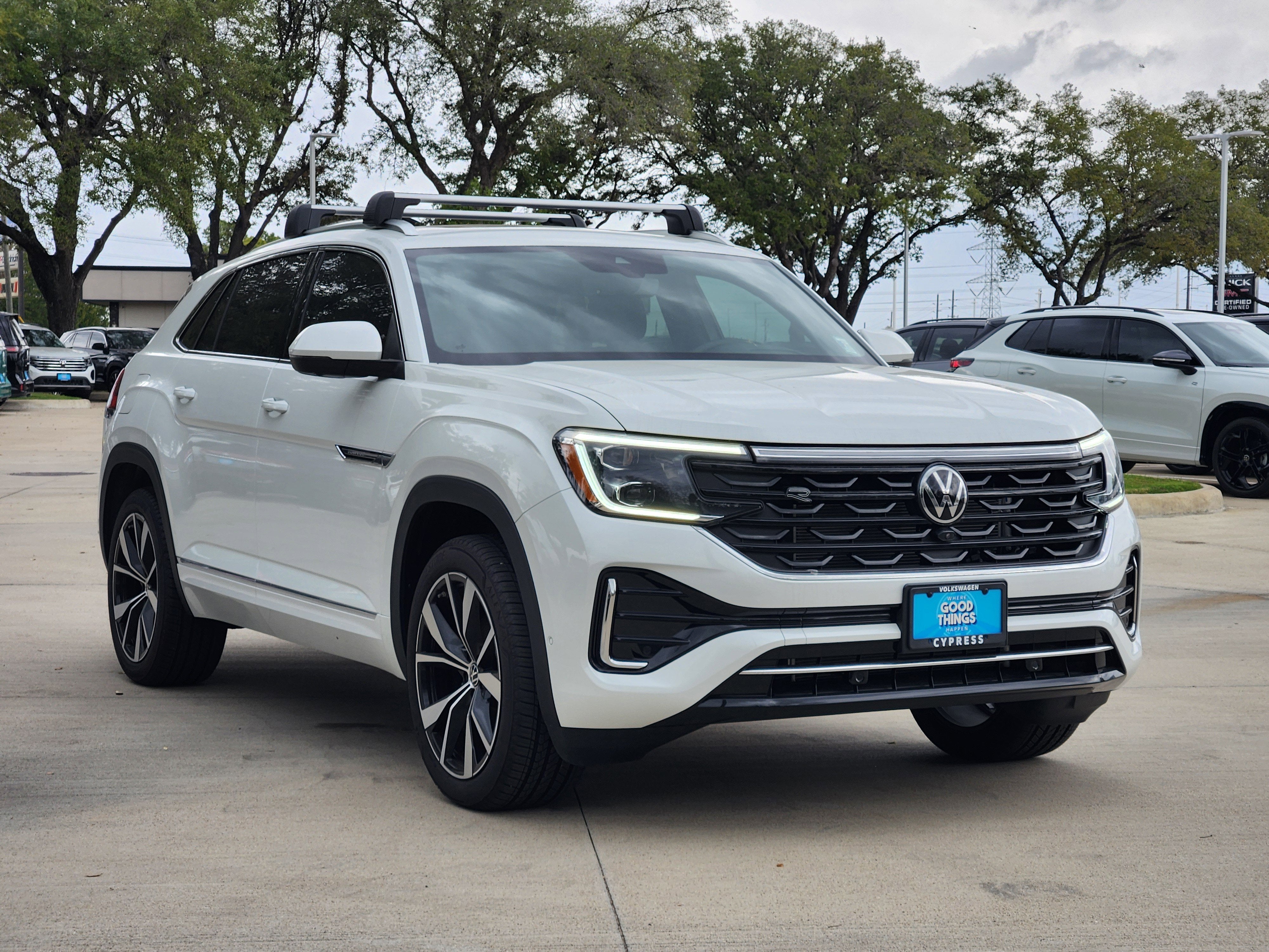 2026 Volkswagen Atlas Cross Sport 2.0T SEL Premium R-Line
