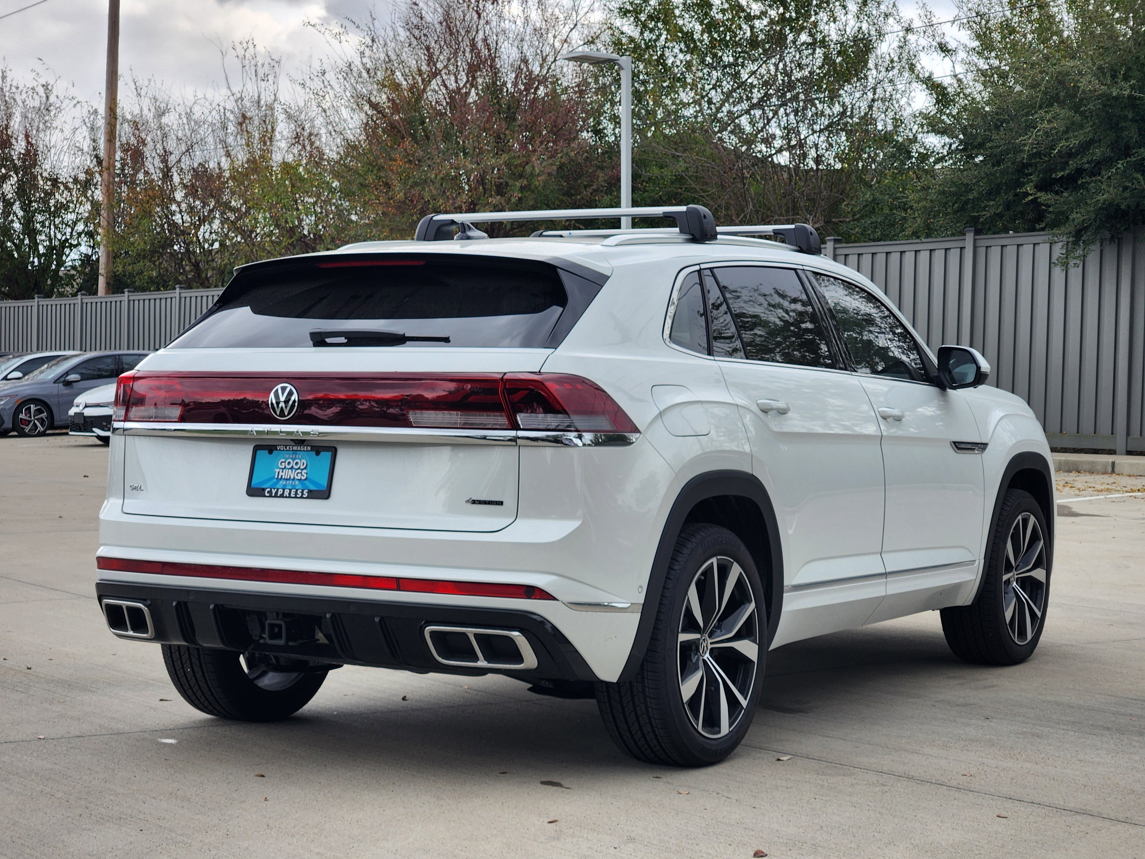 2026 Volkswagen Atlas Cross Sport 2.0T SEL Premium R-Line