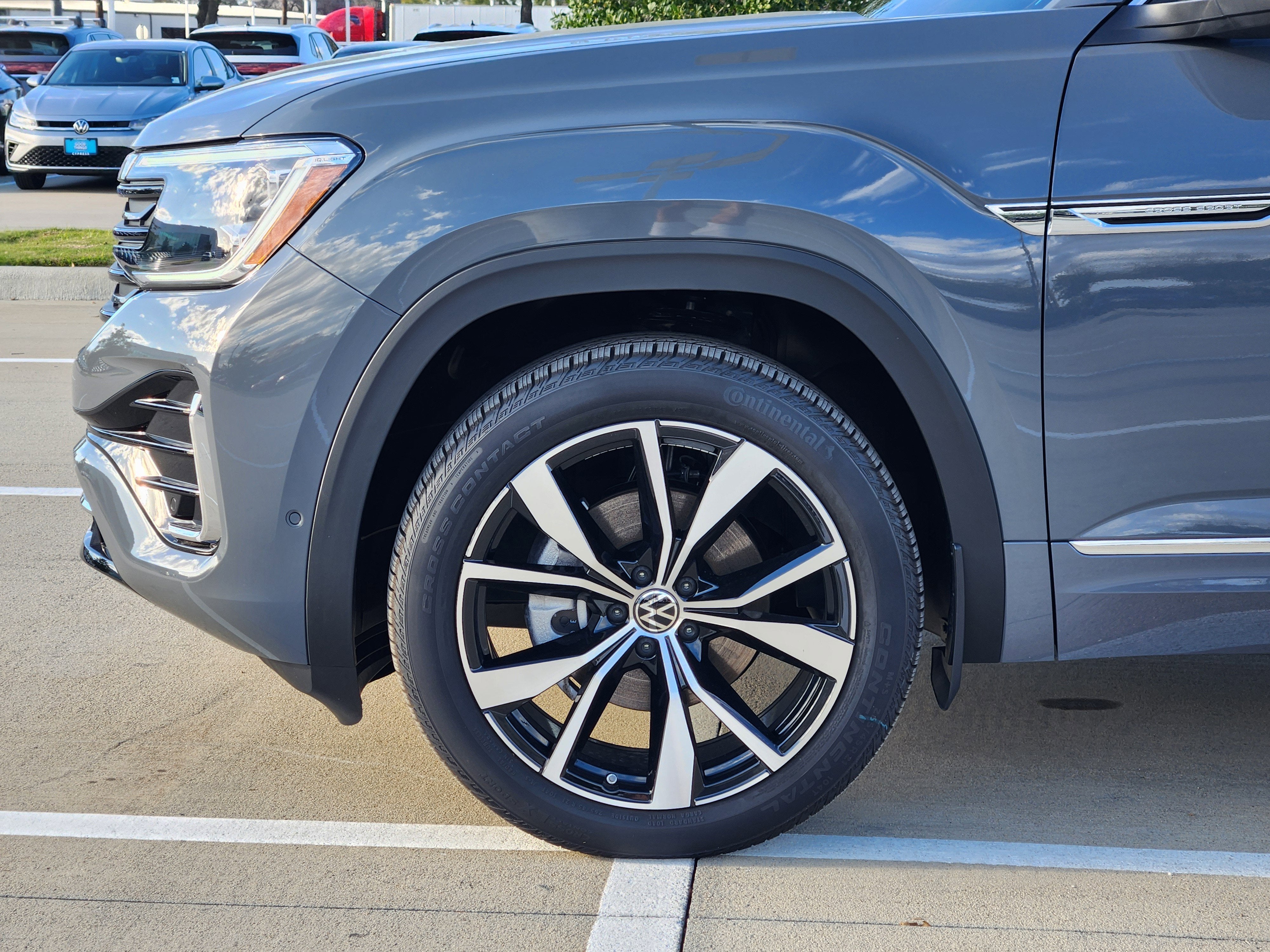 2026 Volkswagen Atlas Cross Sport 2.0T SEL Premium R-Line