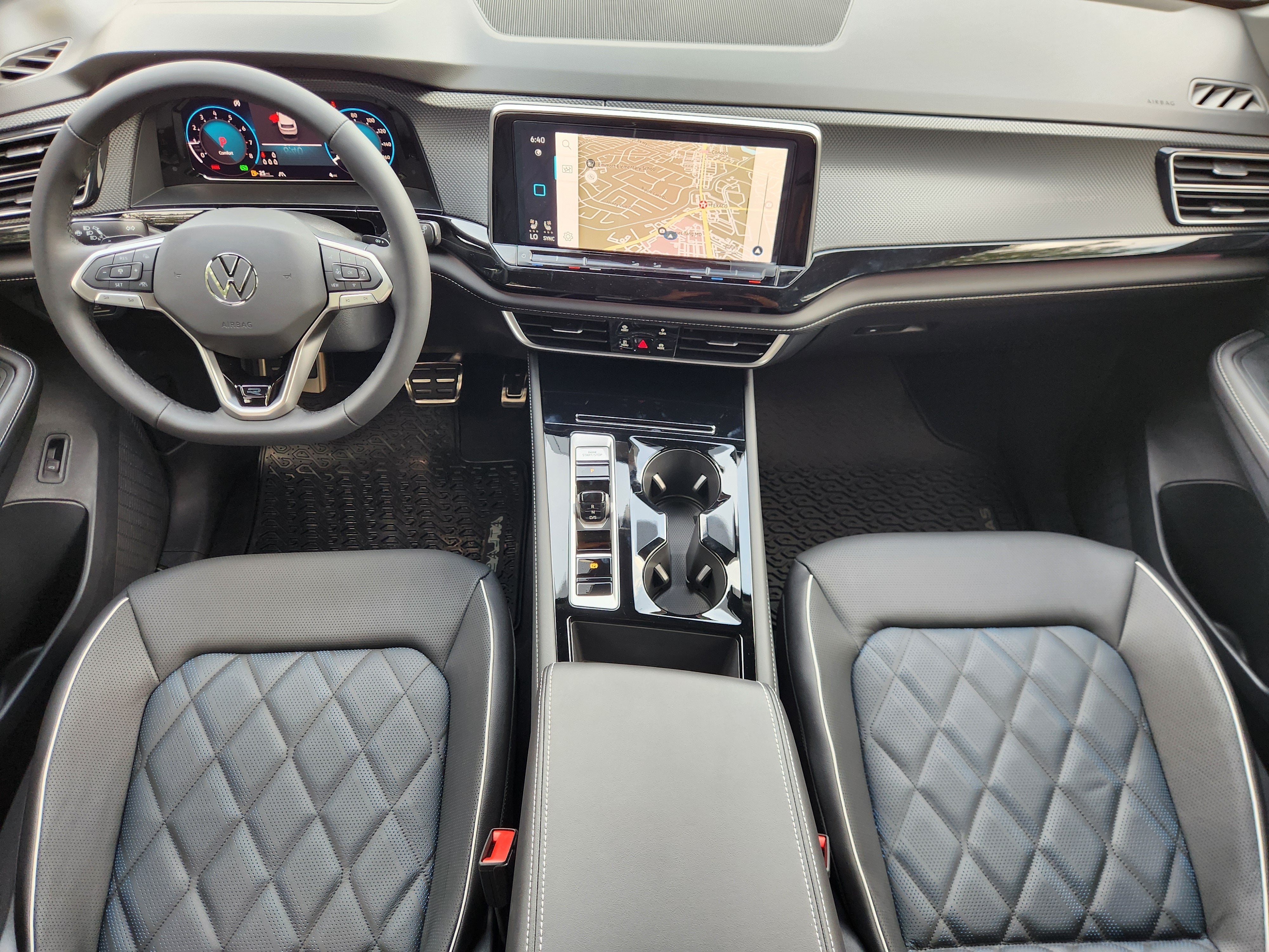 2026 Volkswagen Atlas Cross Sport 2.0T SEL Premium R-Line