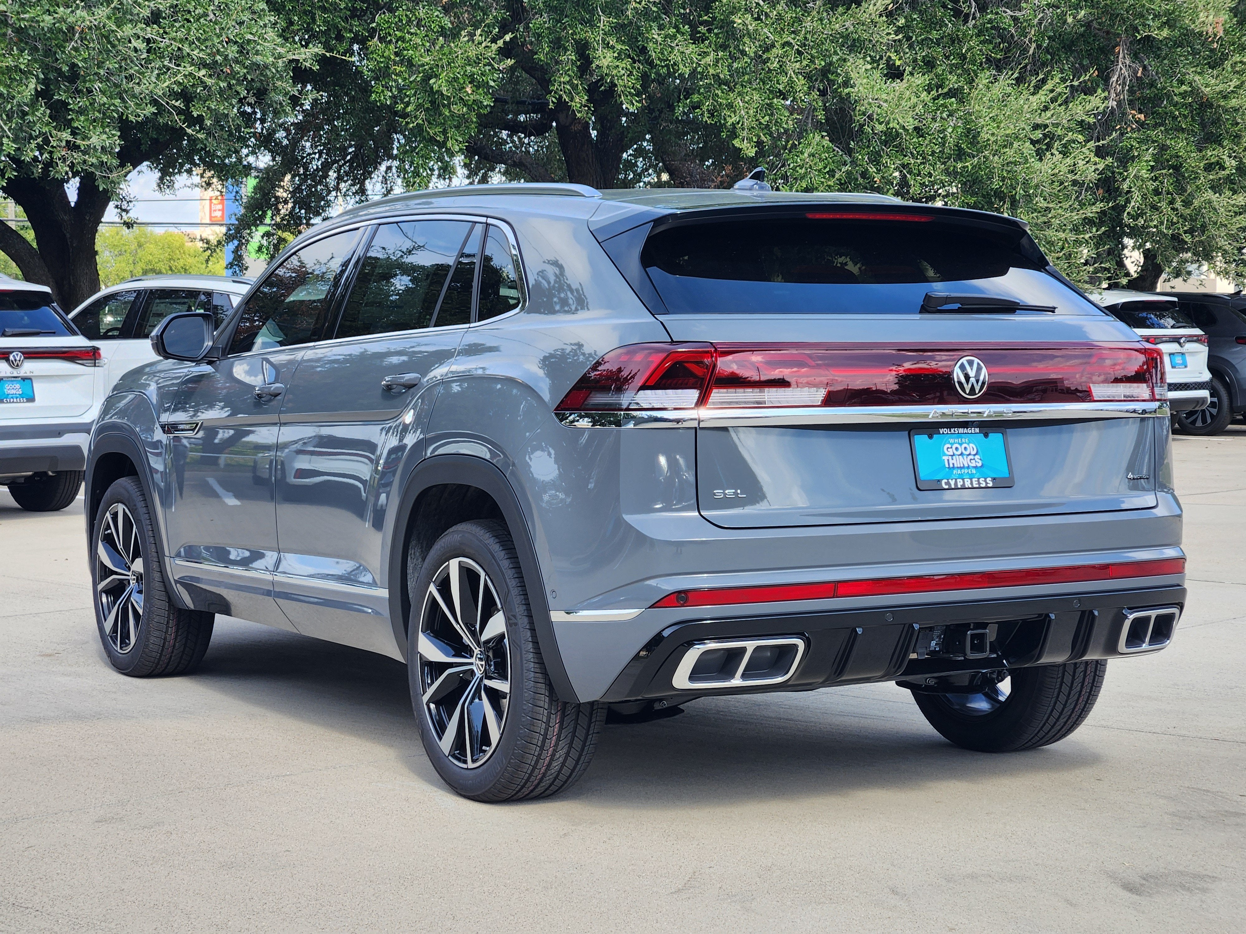 2026 Volkswagen Atlas Cross Sport 2.0T SEL Premium R-Line