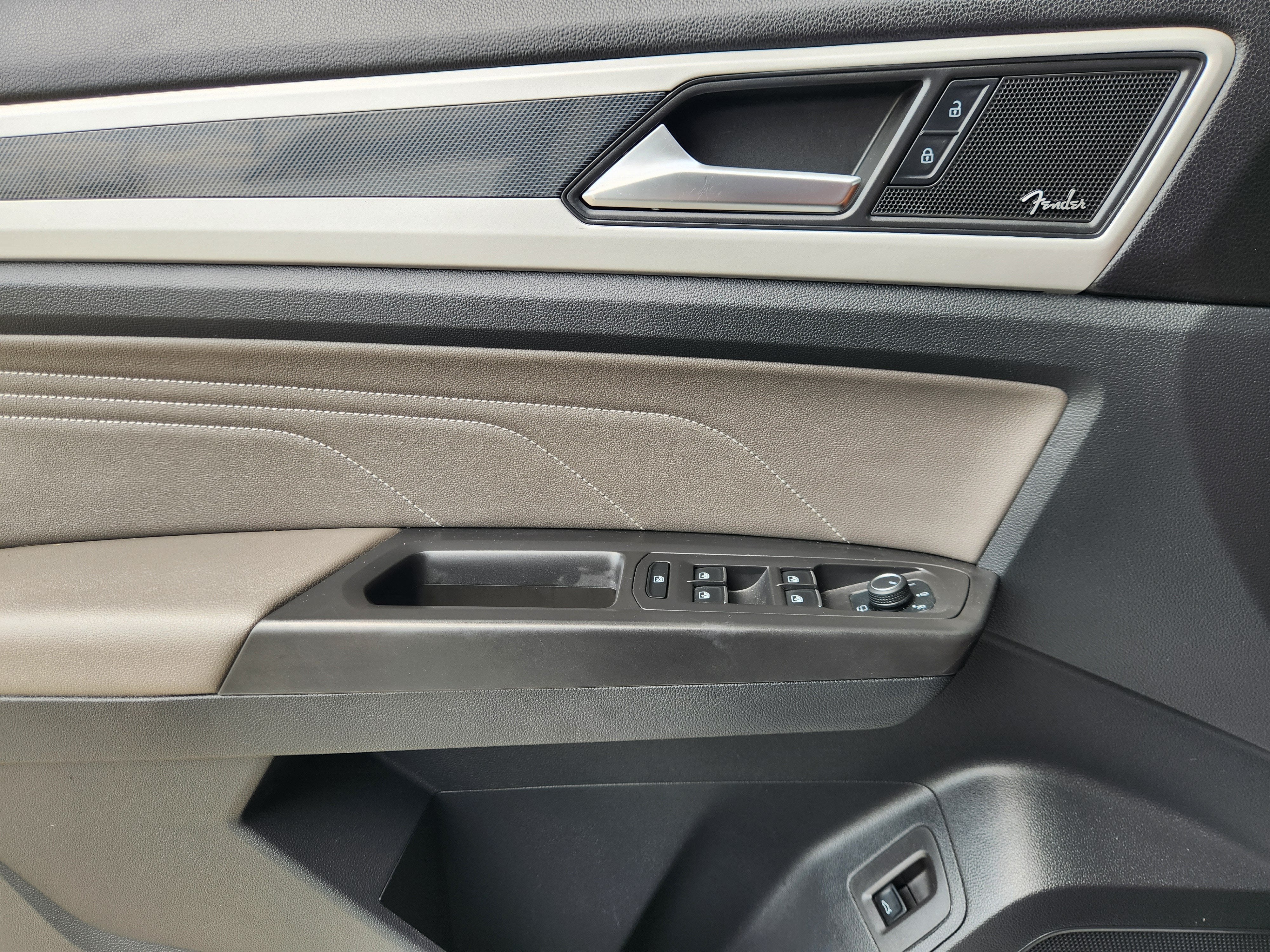 2023 Volkswagen Atlas Cross Sport 3.6L V6 SEL Premium R-Line