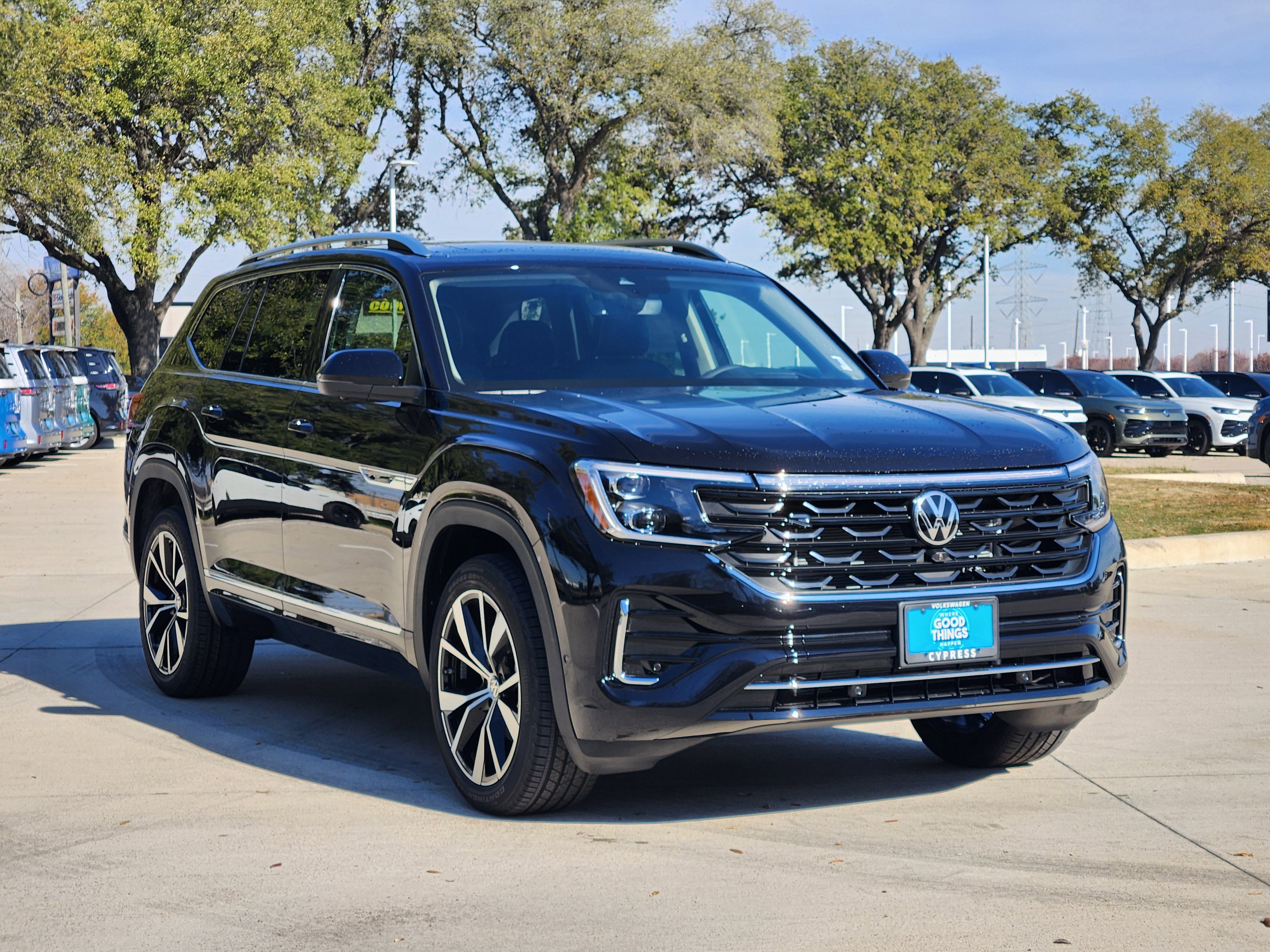 2026 Volkswagen Atlas 2.0T SEL Premium R-Line