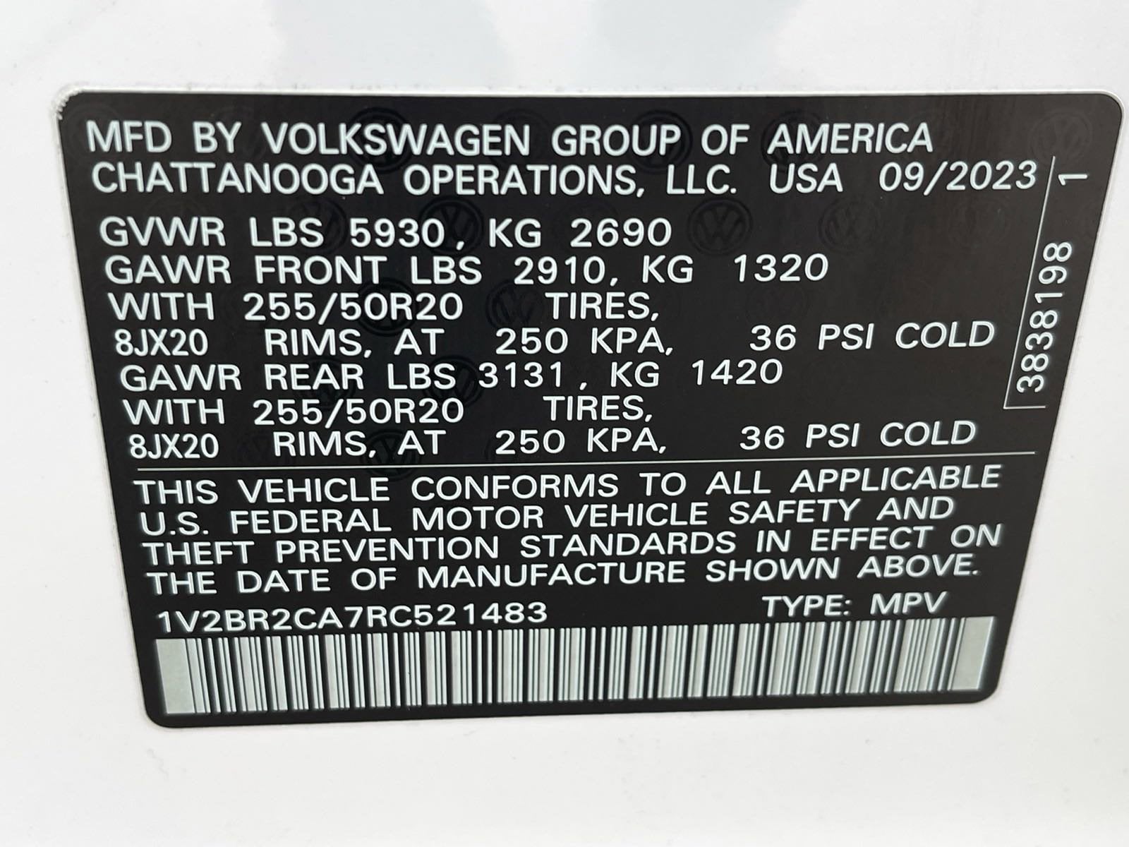 2024 Volkswagen Atlas 2.0T SEL Premium R-Line