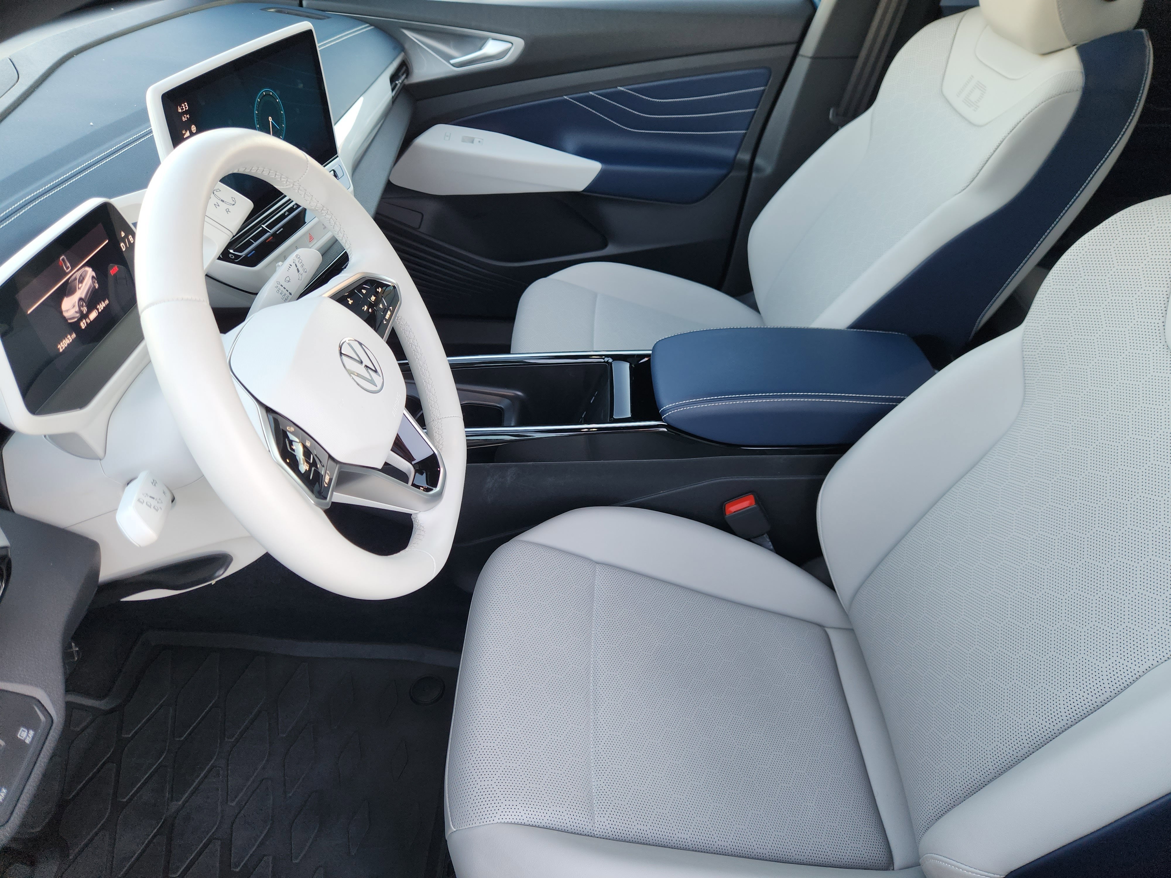 2023 Volkswagen ID.4 Pro S Plus