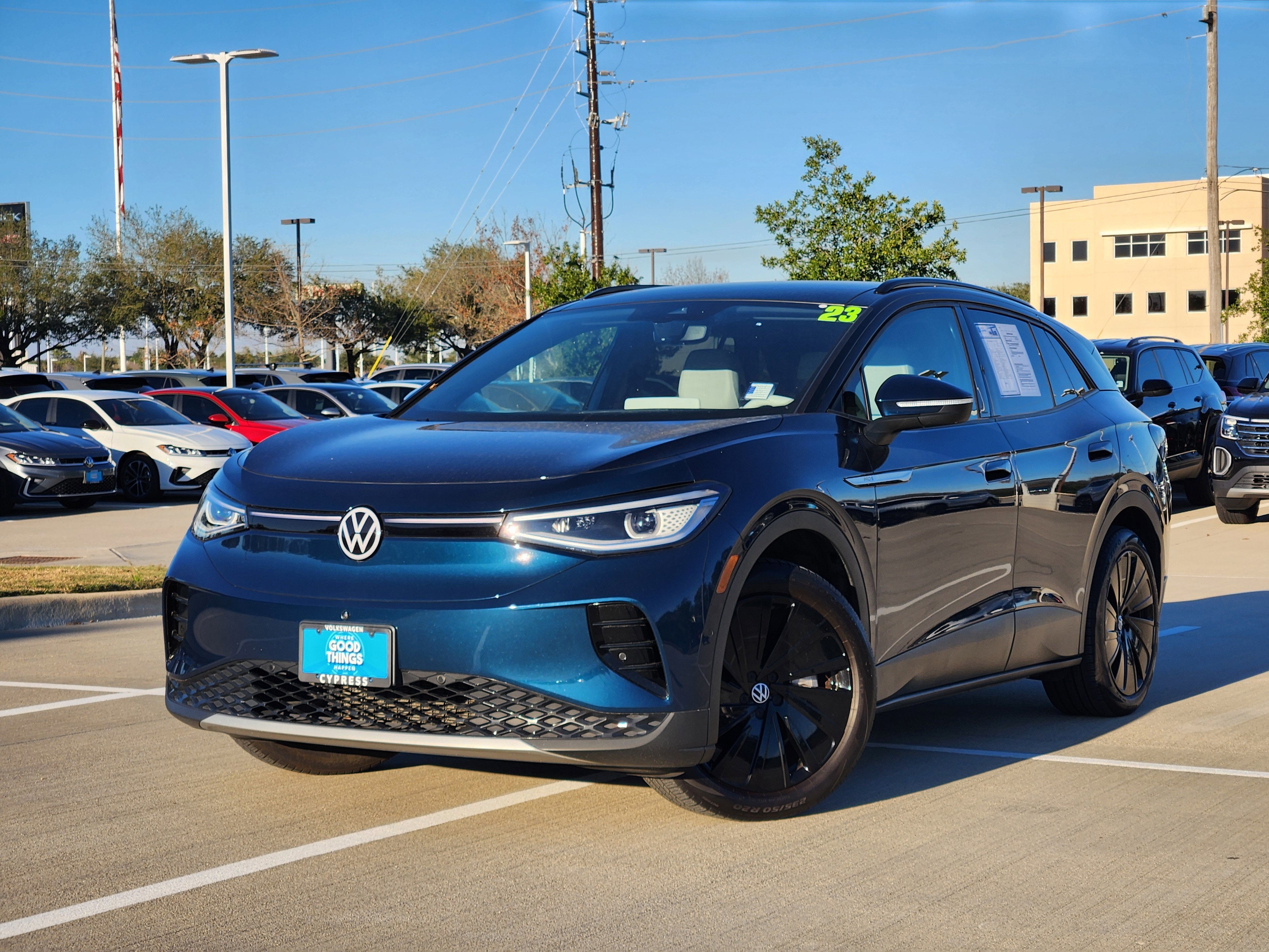 2023 Volkswagen ID.4 Pro S Plus