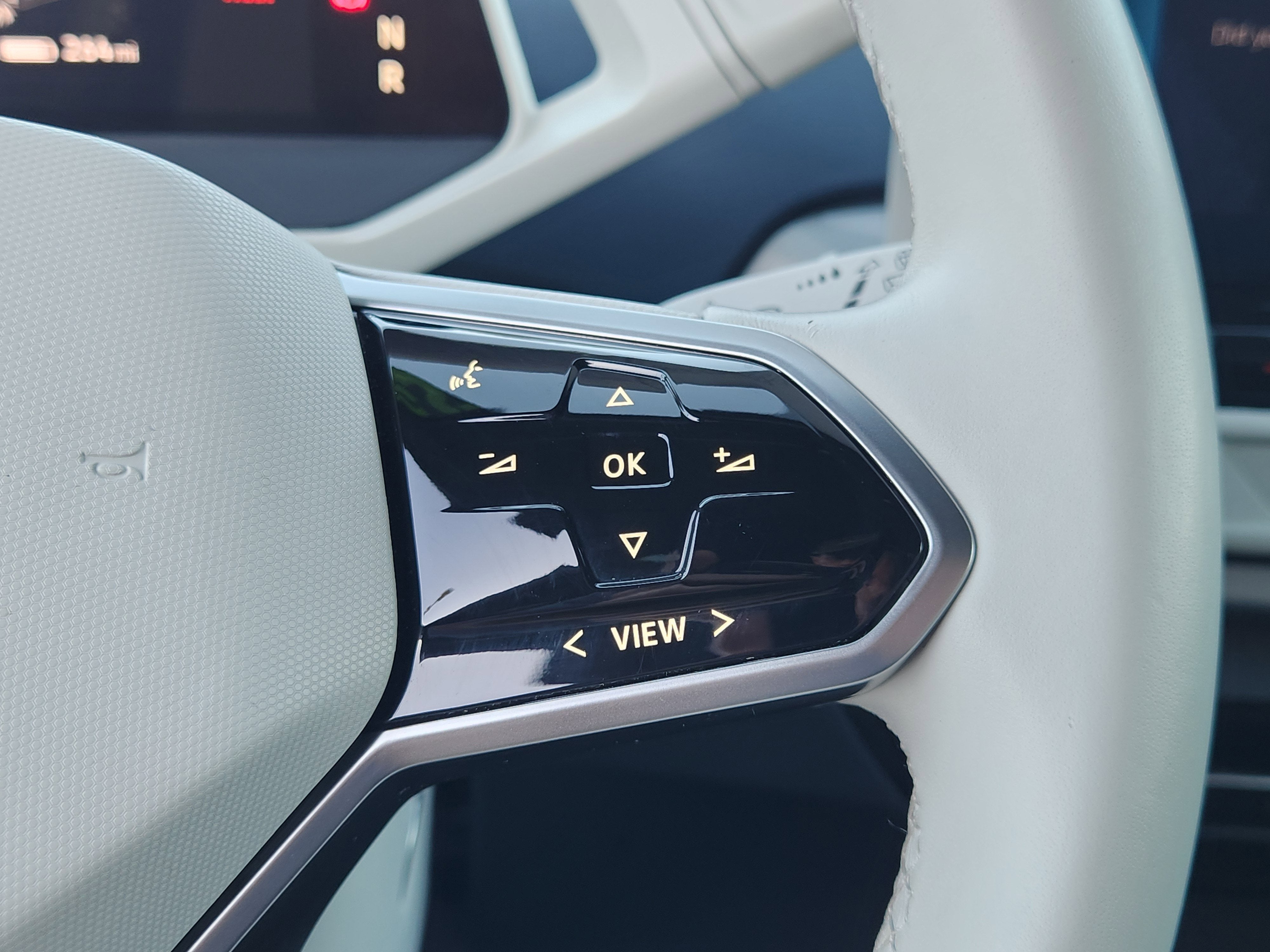 2023 Volkswagen ID.4 Pro S Plus