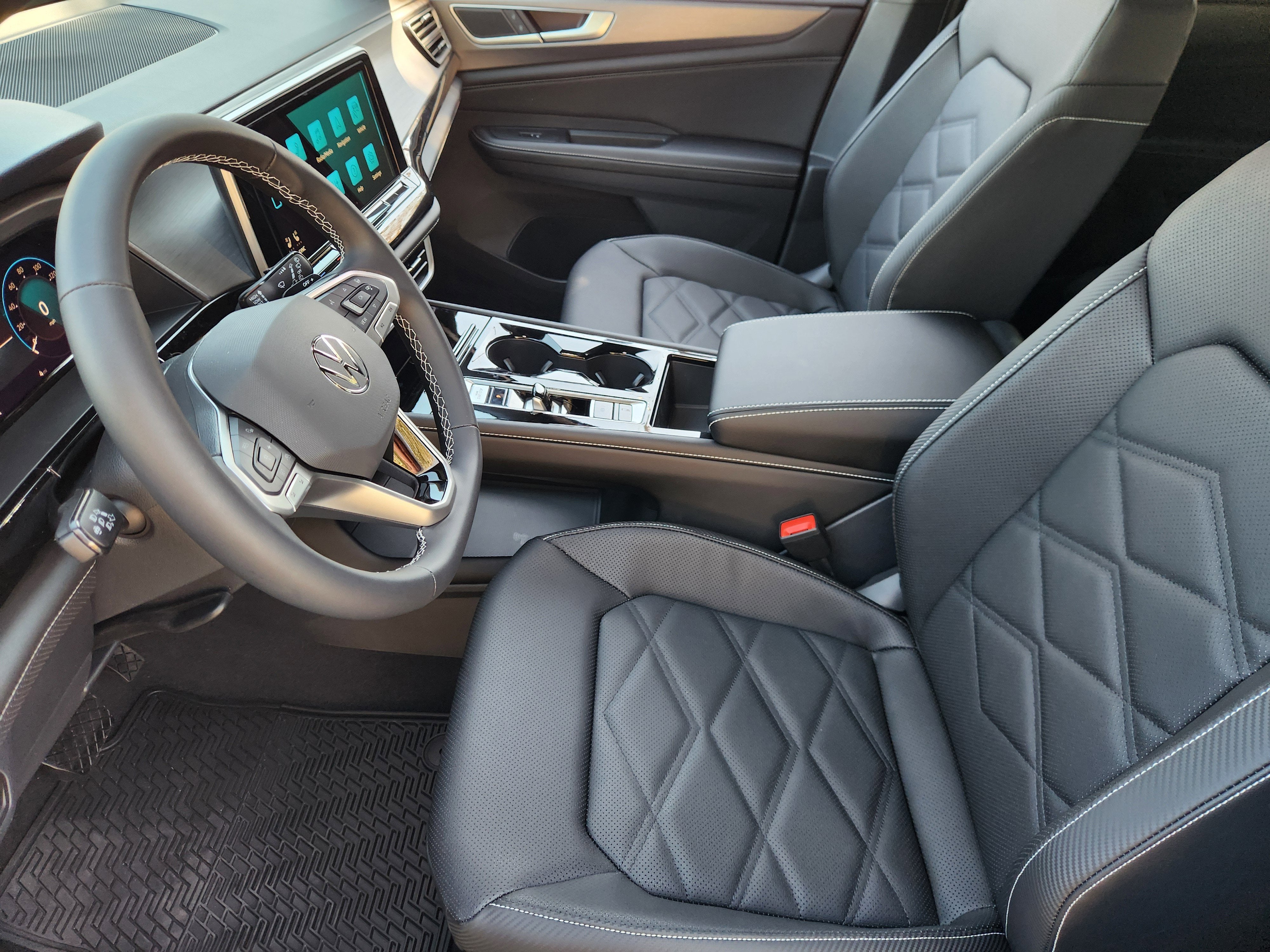 2026 Volkswagen Atlas Cross Sport 2.0T SE w/Technology