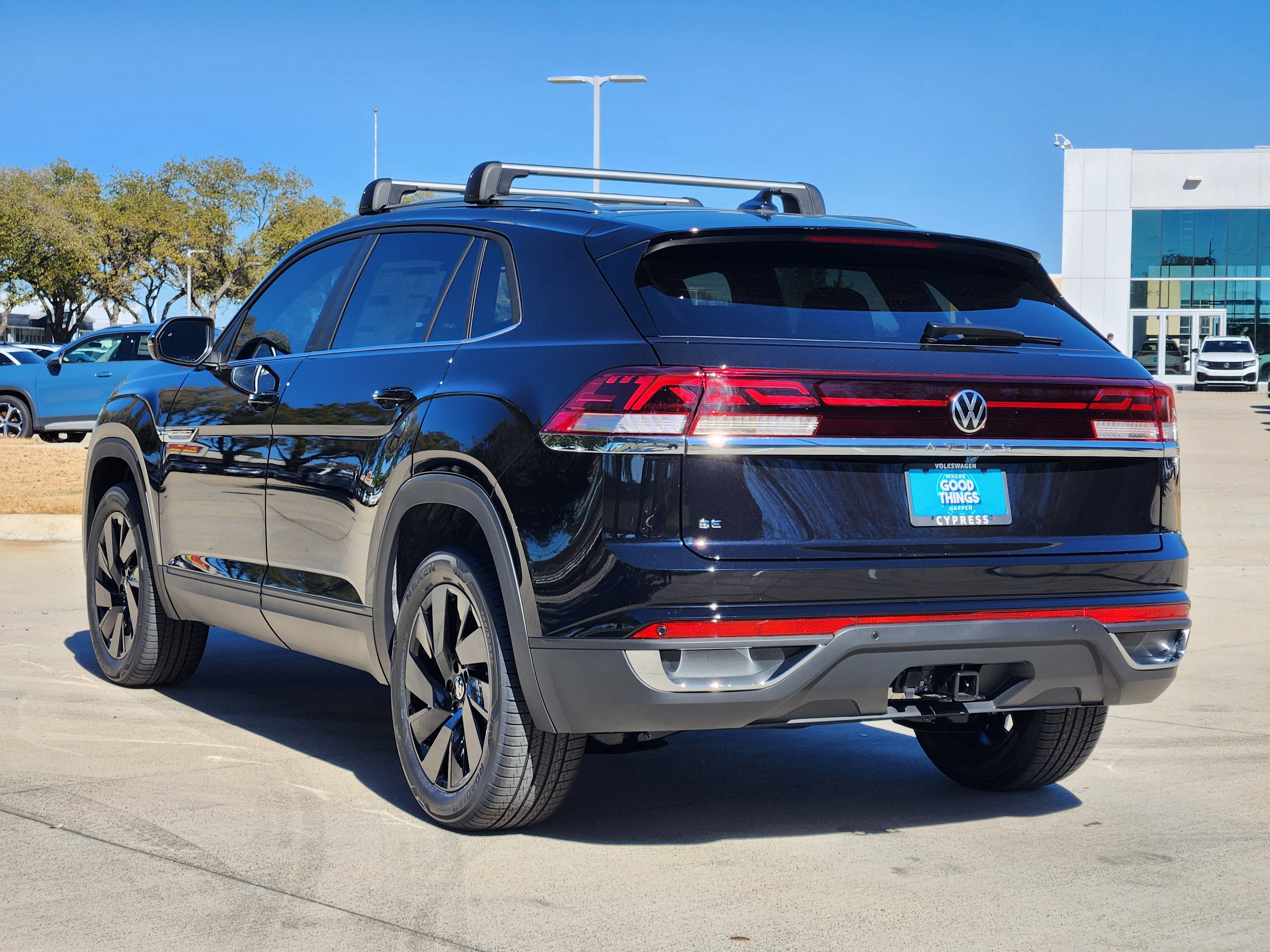 2026 Volkswagen Atlas Cross Sport 2.0T SE w/Technology