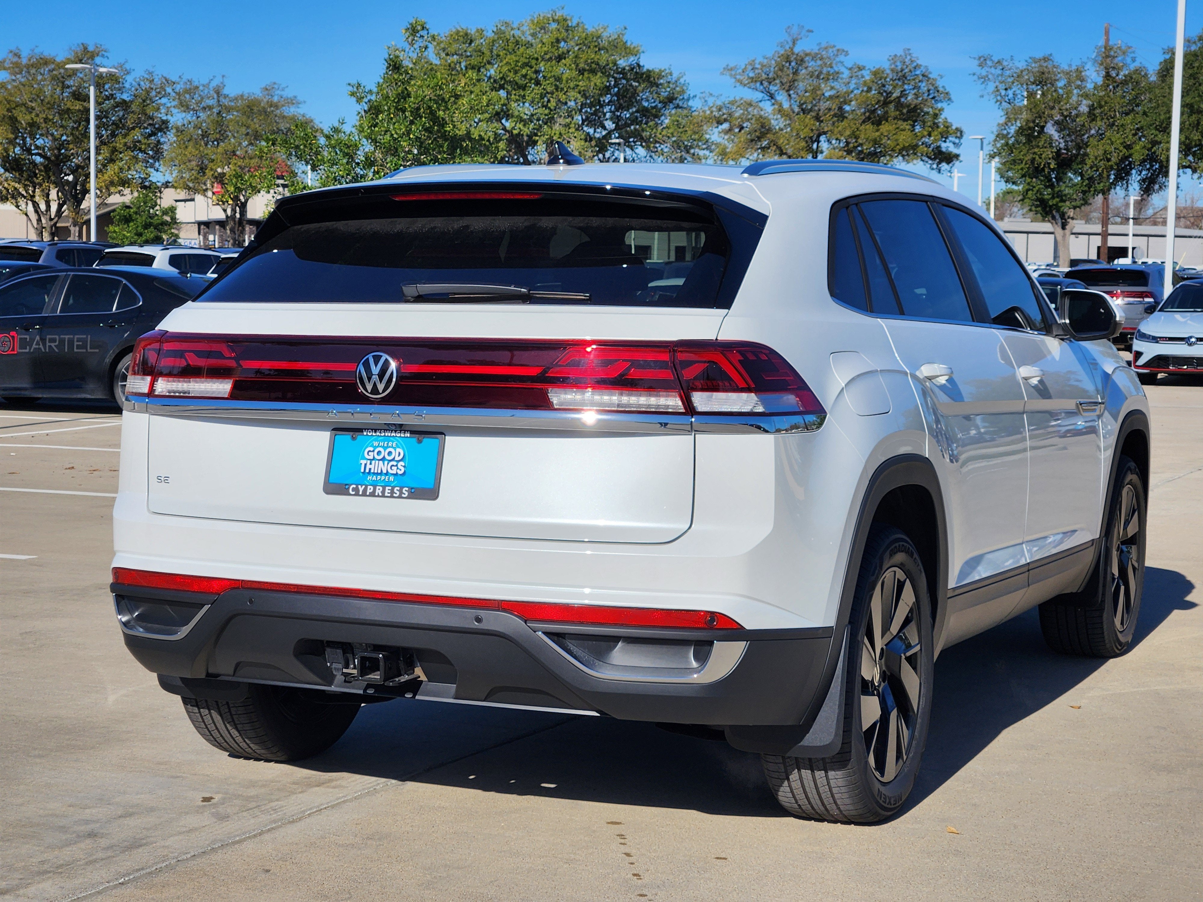 2026 Volkswagen Atlas Cross Sport 2.0T SE w/Technology