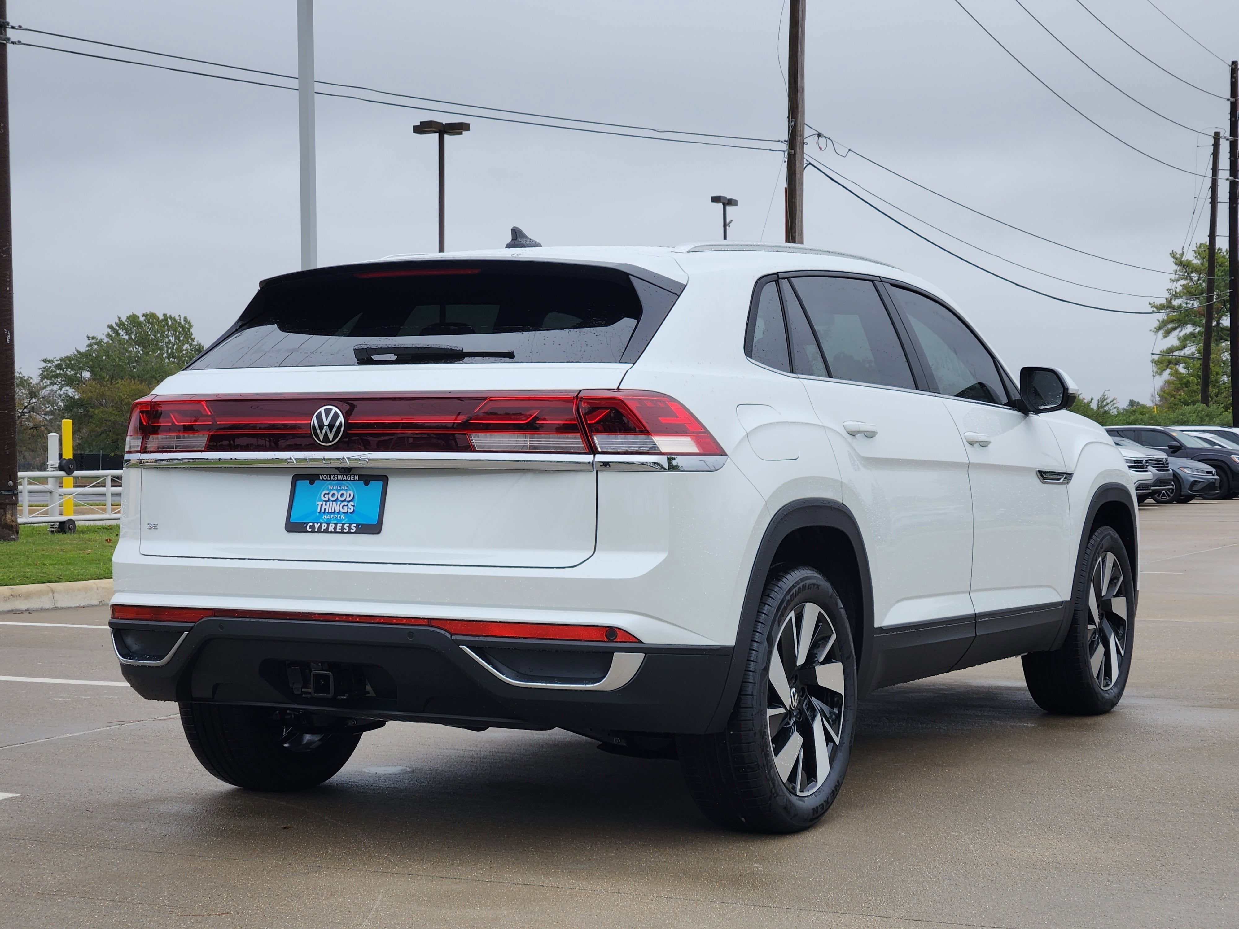 2026 Volkswagen Atlas Cross Sport 2.0T SE w/Technology