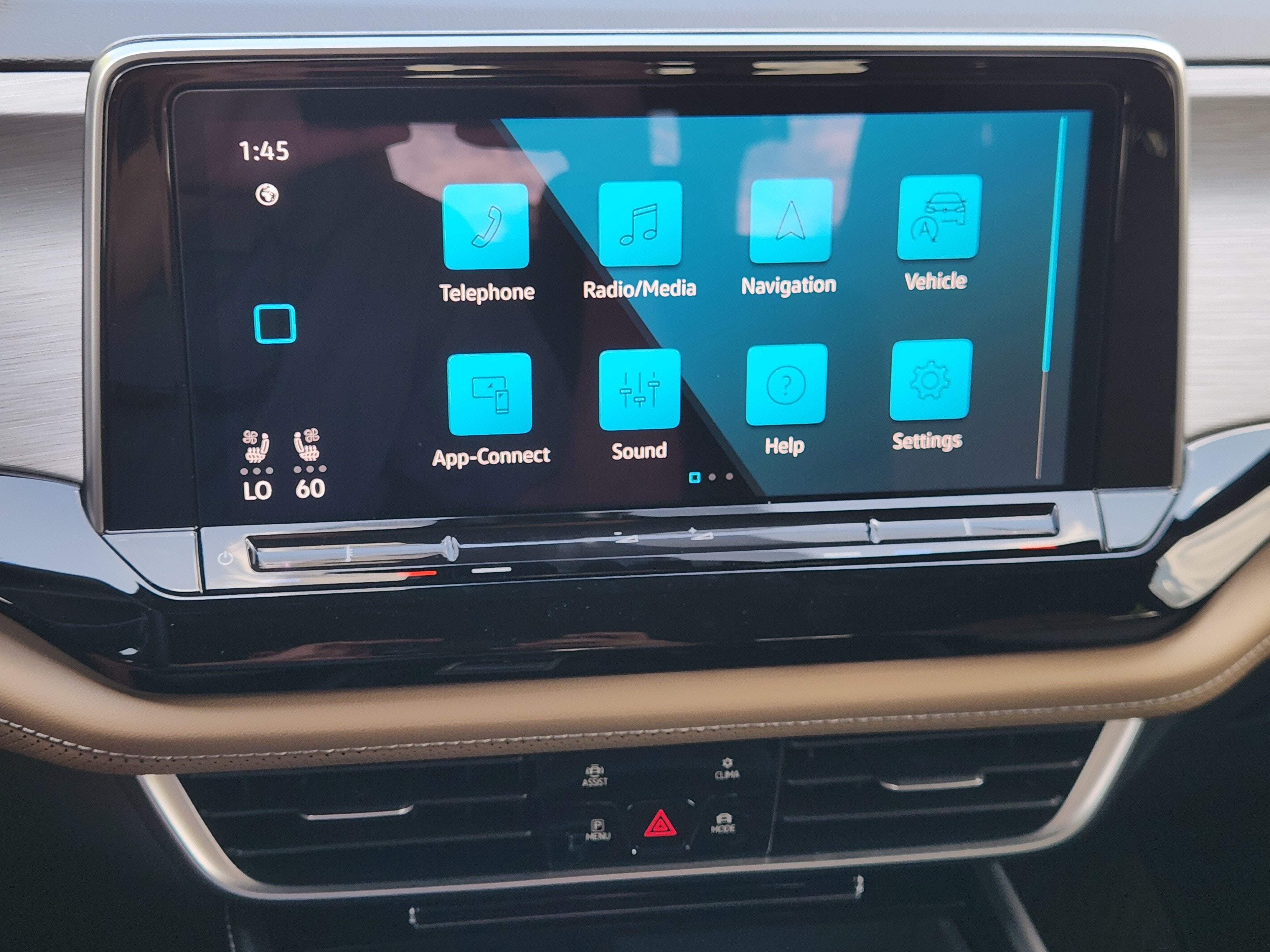 2026 Volkswagen Atlas Cross Sport 2.0T SE w/Technology