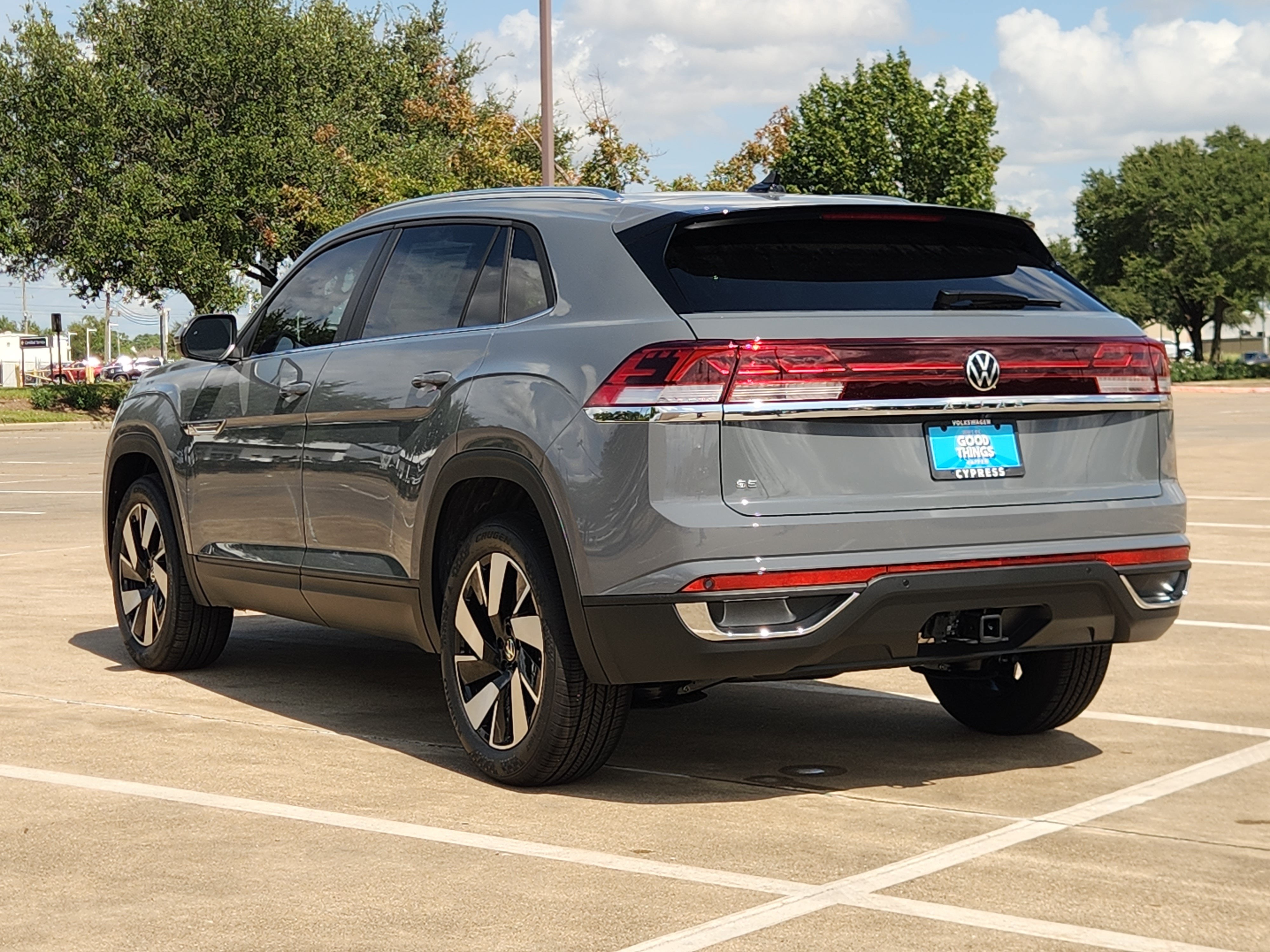 2026 Volkswagen Atlas Cross Sport 2.0T SE w/Technology