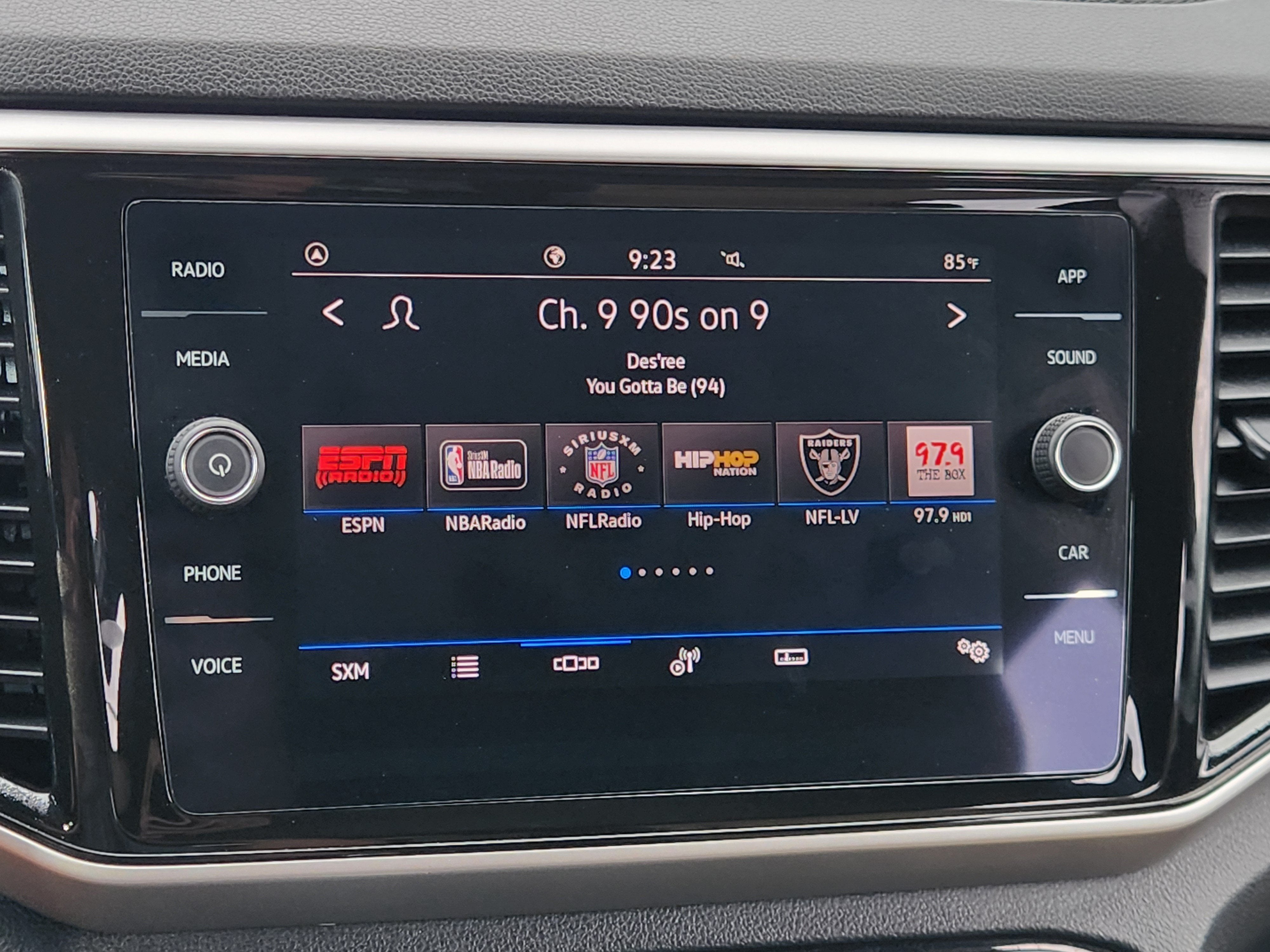 2022 Volkswagen Atlas Cross Sport 3.6L V6 SE w/Technology