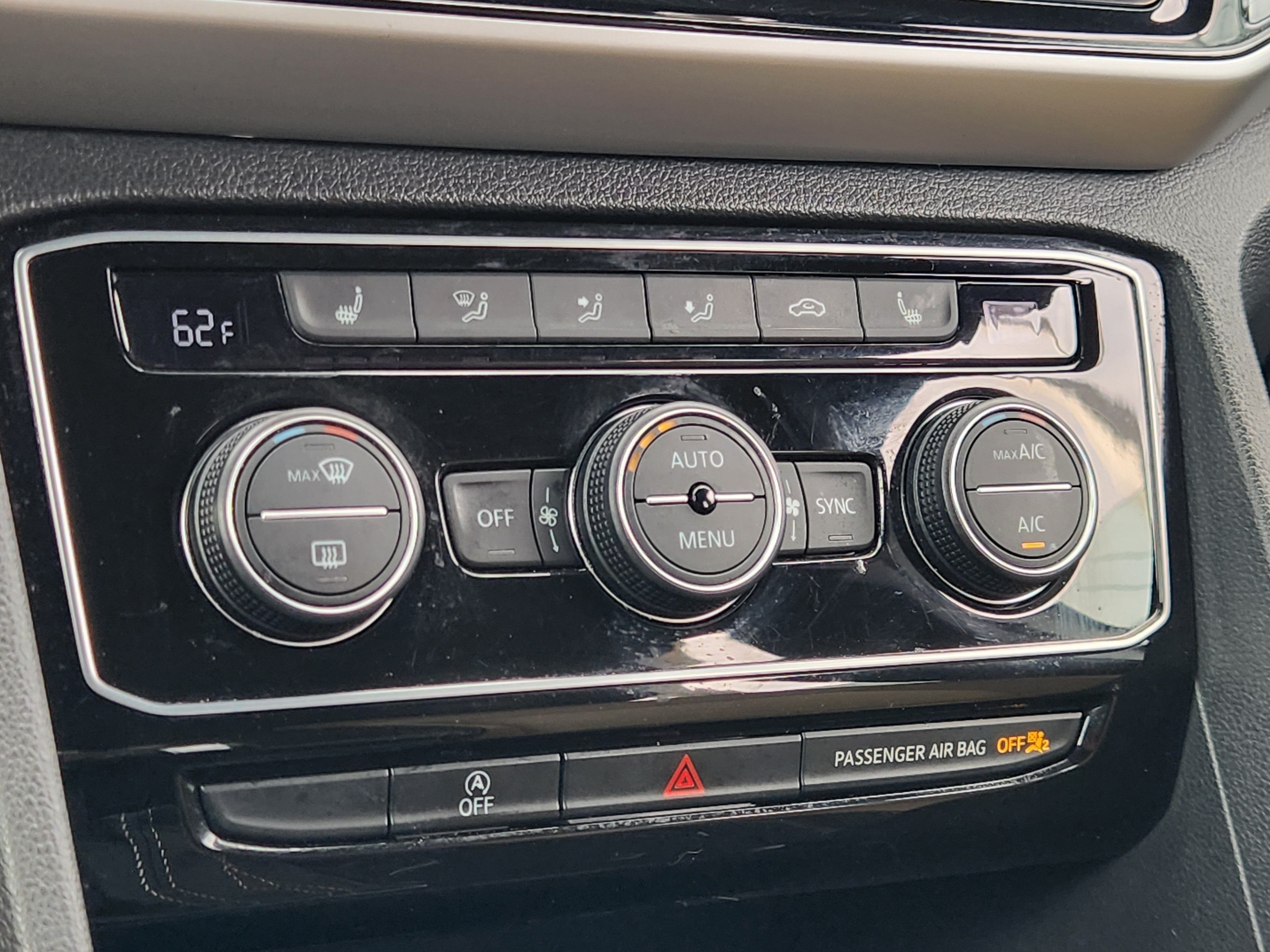 2022 Volkswagen Atlas Cross Sport 3.6L V6 SE w/Technology