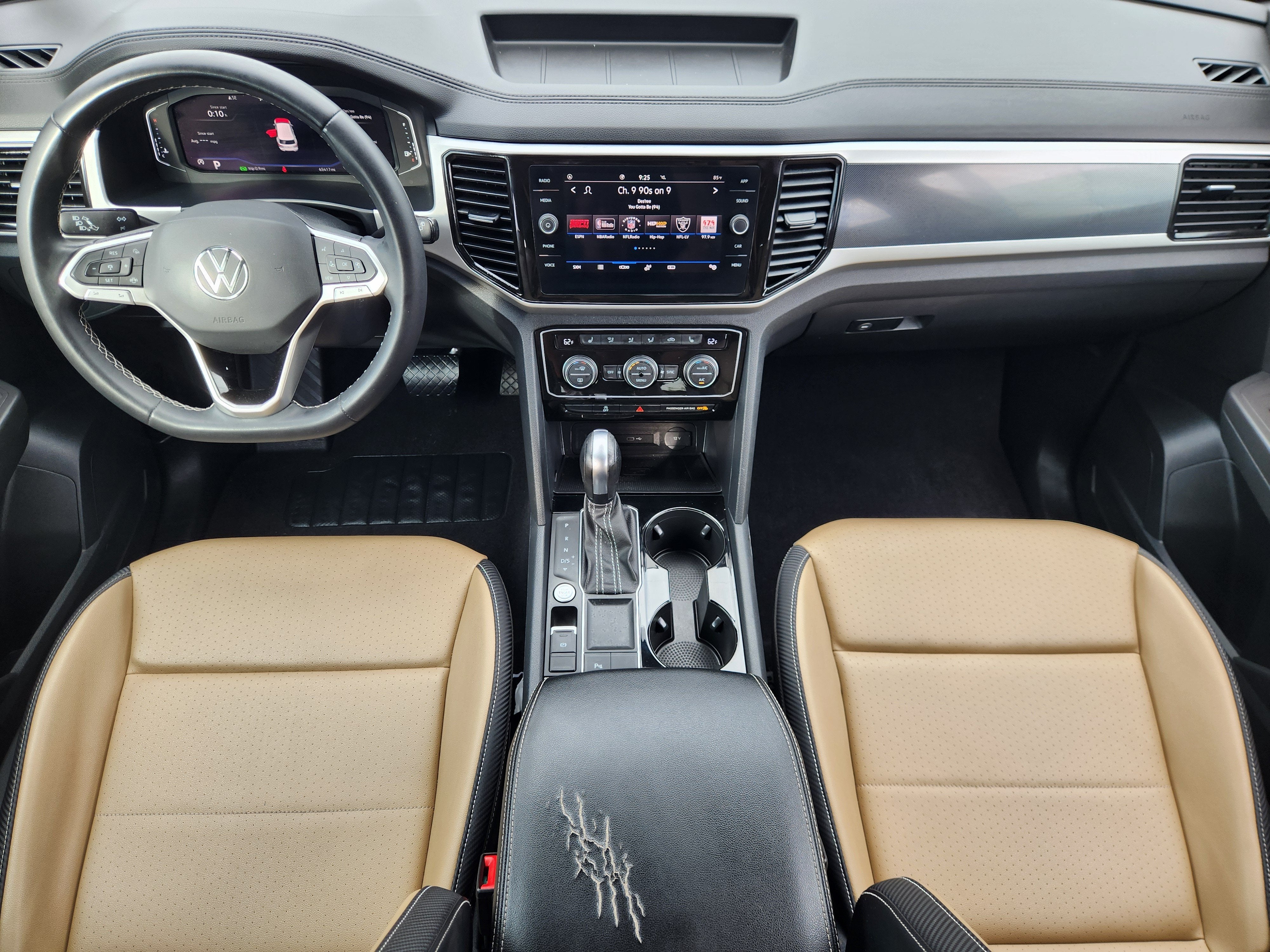 2022 Volkswagen Atlas Cross Sport 3.6L V6 SE w/Technology