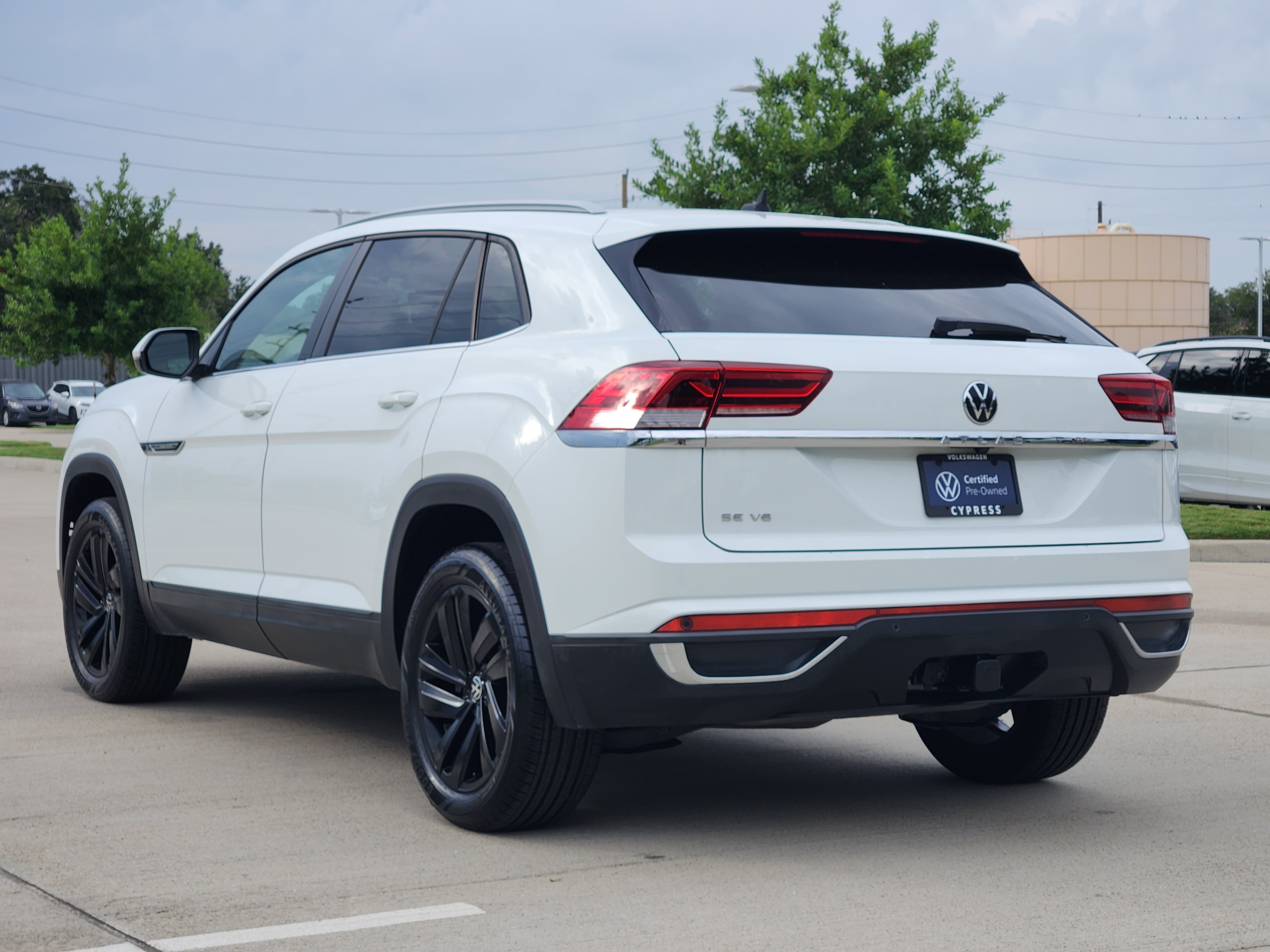 2022 Volkswagen Atlas Cross Sport 3.6L V6 SE w/Technology