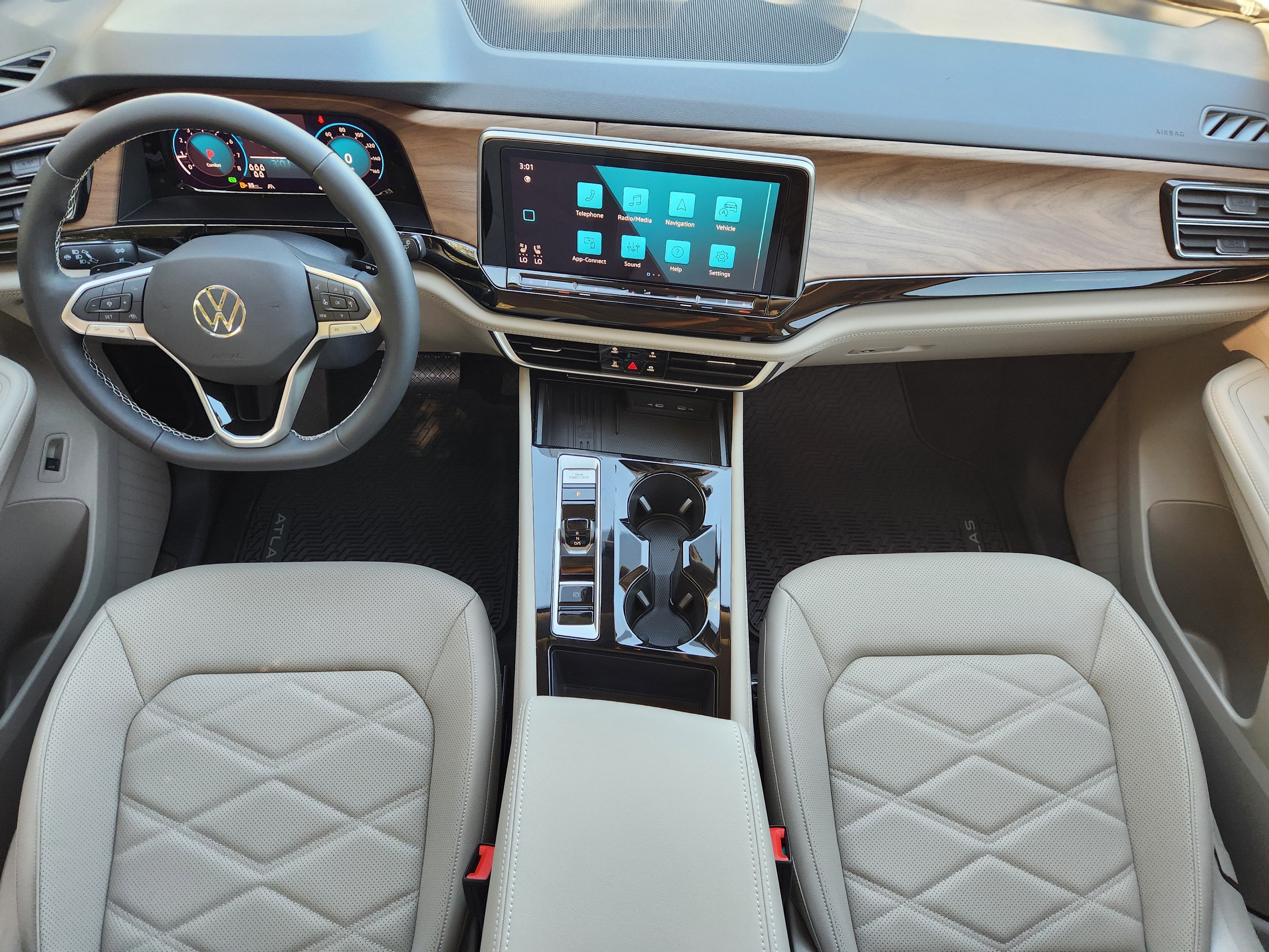 2026 Volkswagen Atlas 2.0T SE w/Technology