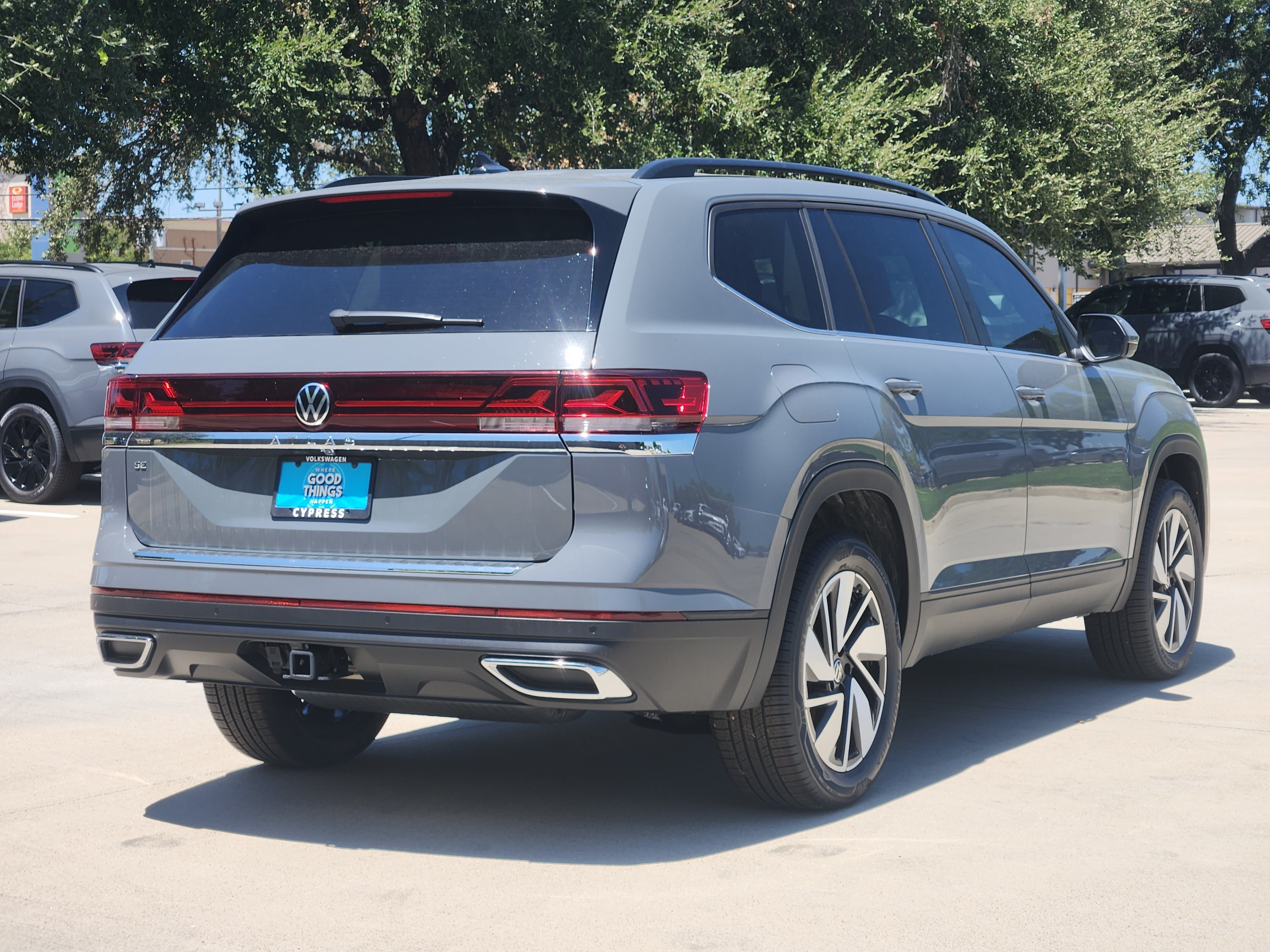 2026 Volkswagen Atlas 2.0T SE w/Technology