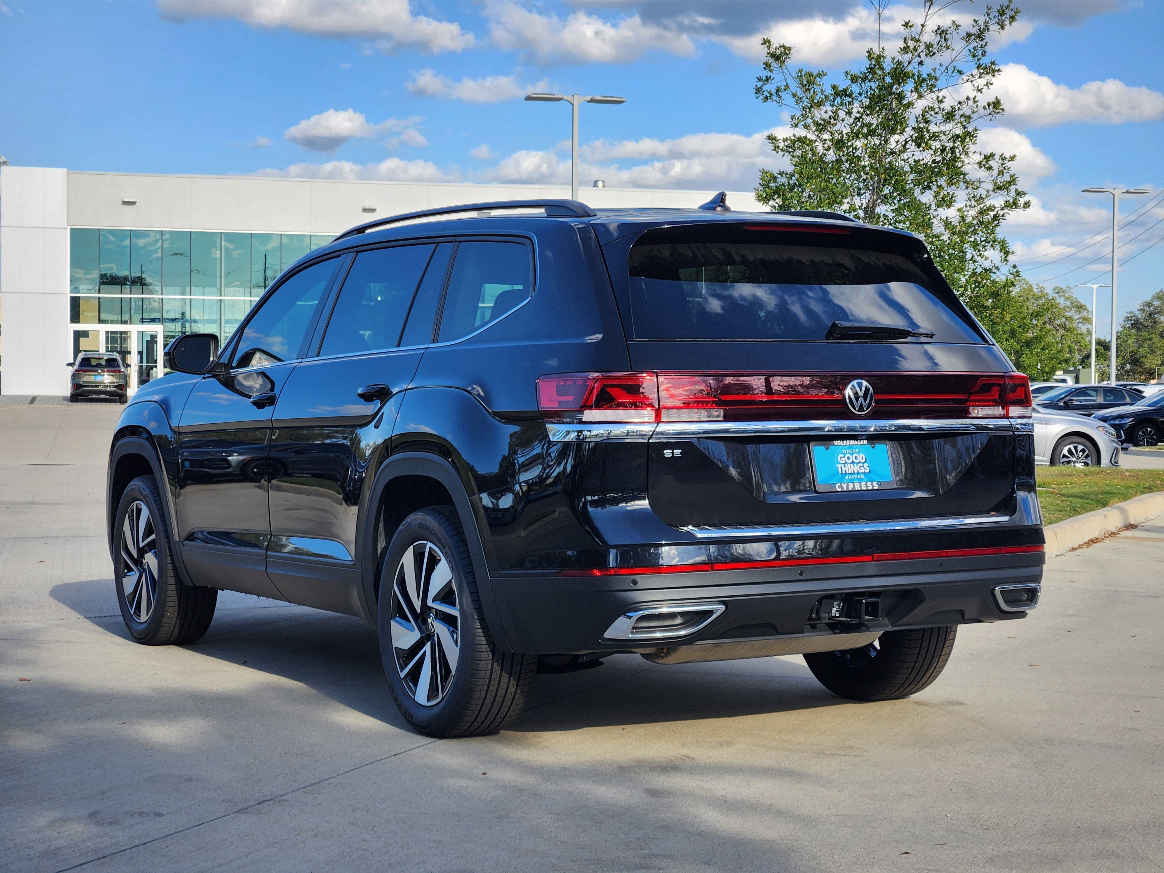 2026 Volkswagen Atlas 2.0T SE w/Technology