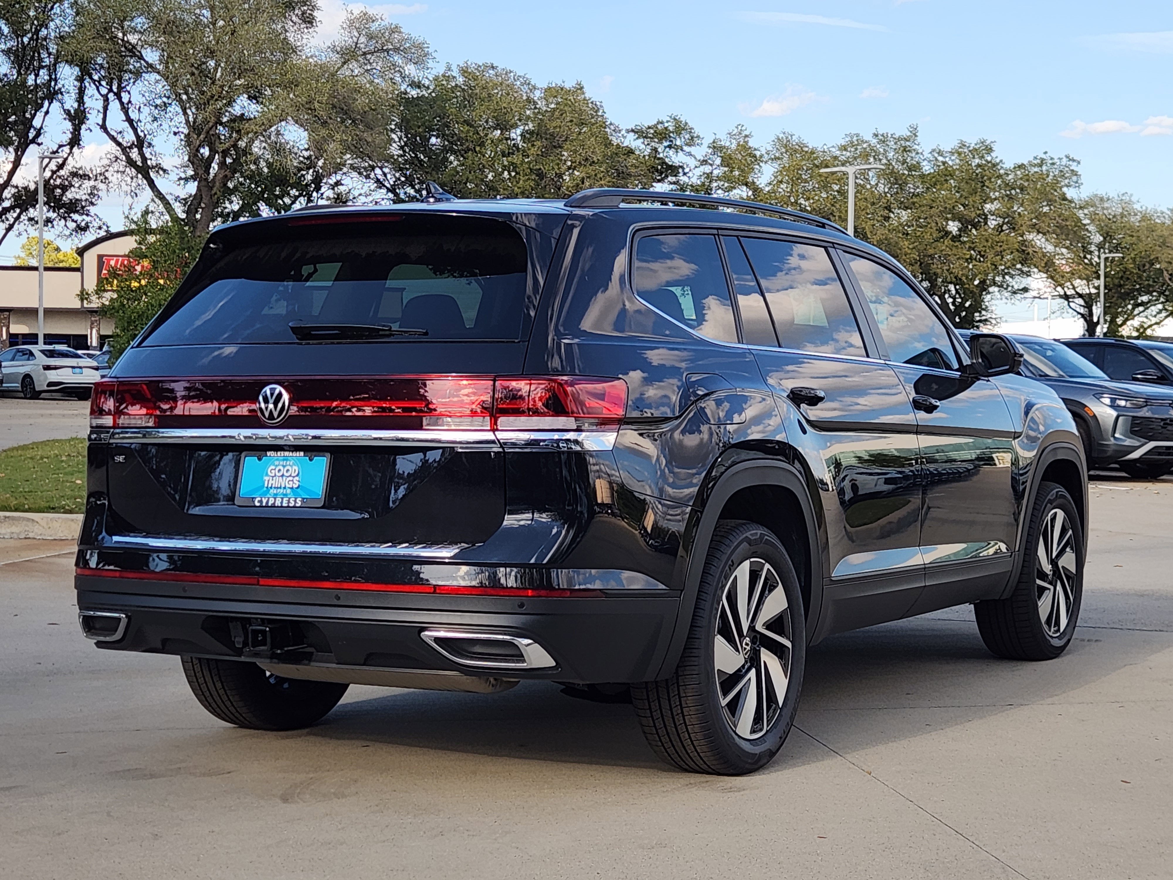 2026 Volkswagen Atlas 2.0T SE w/Technology