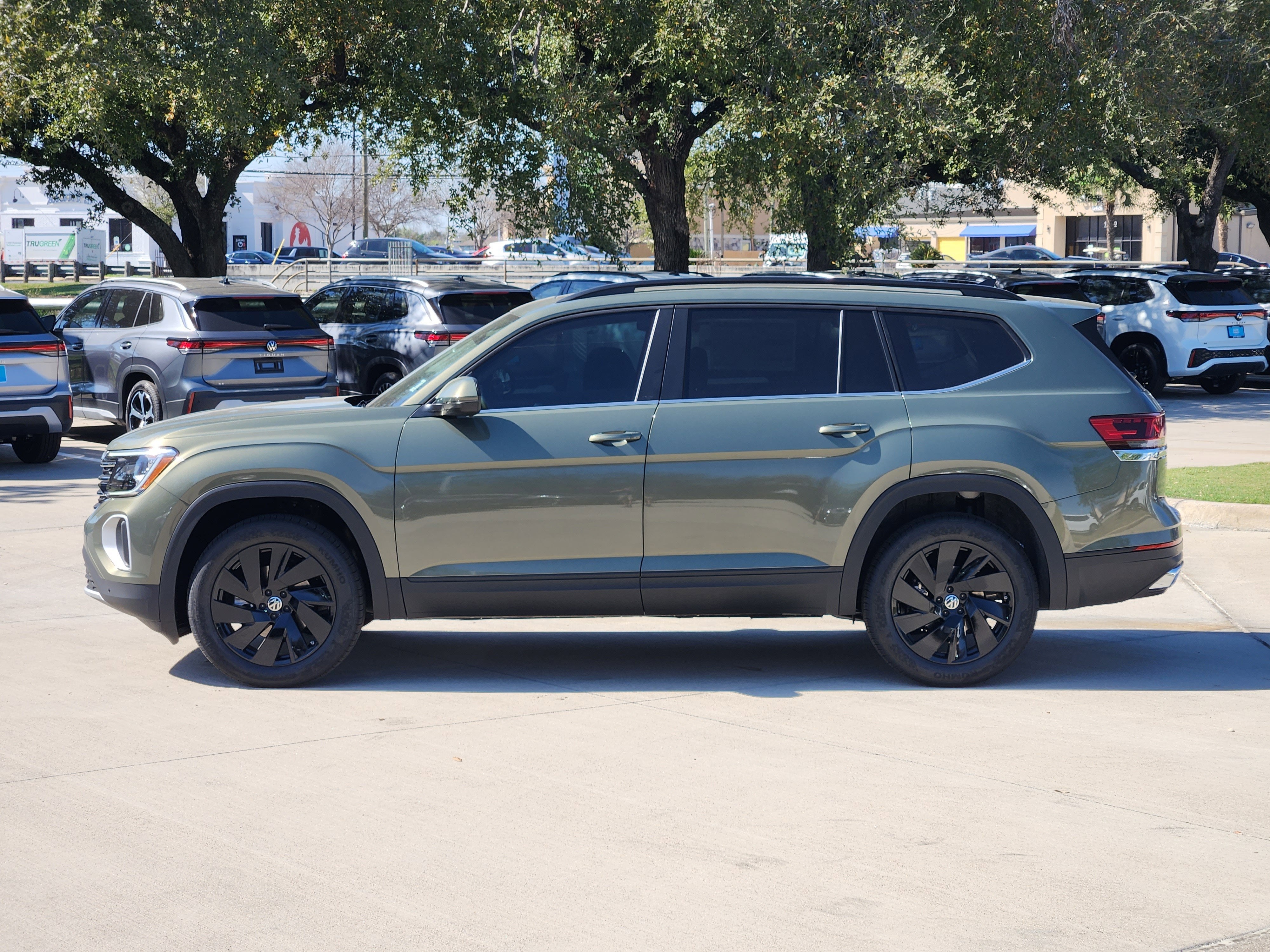 2026 Volkswagen Atlas 2.0T SE w/Technology