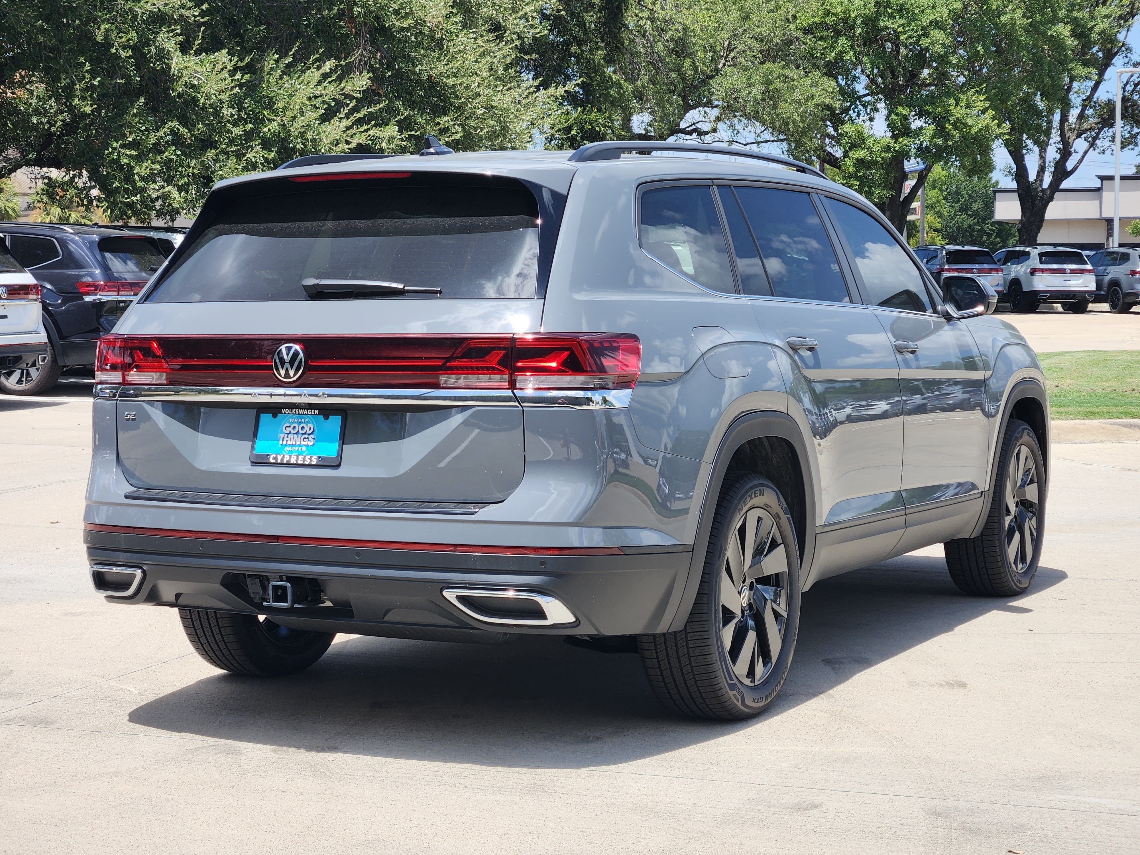 2026 Volkswagen Atlas 2.0T SE w/Technology
