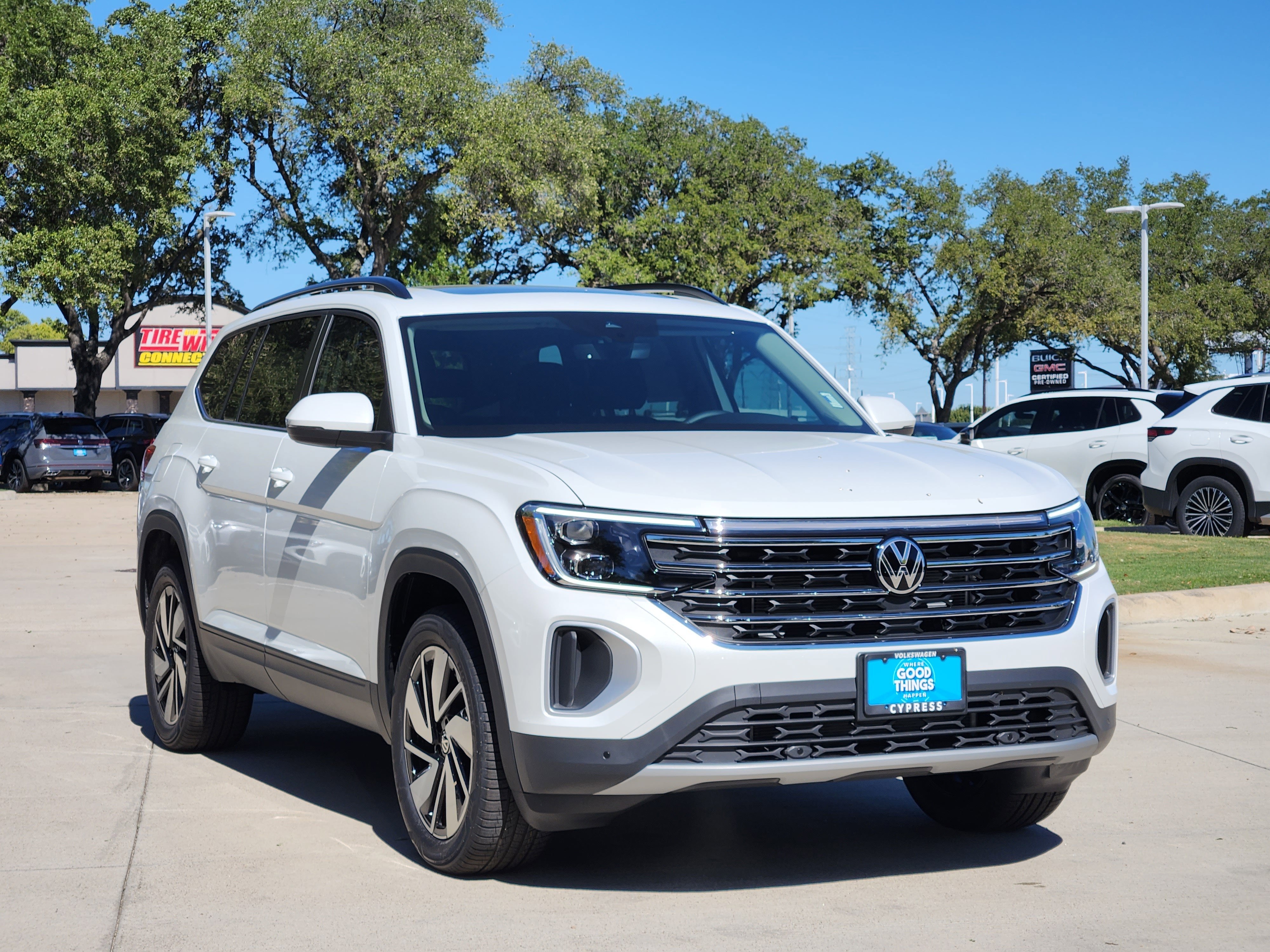 2026 Volkswagen Atlas 2.0T SE w/Technology