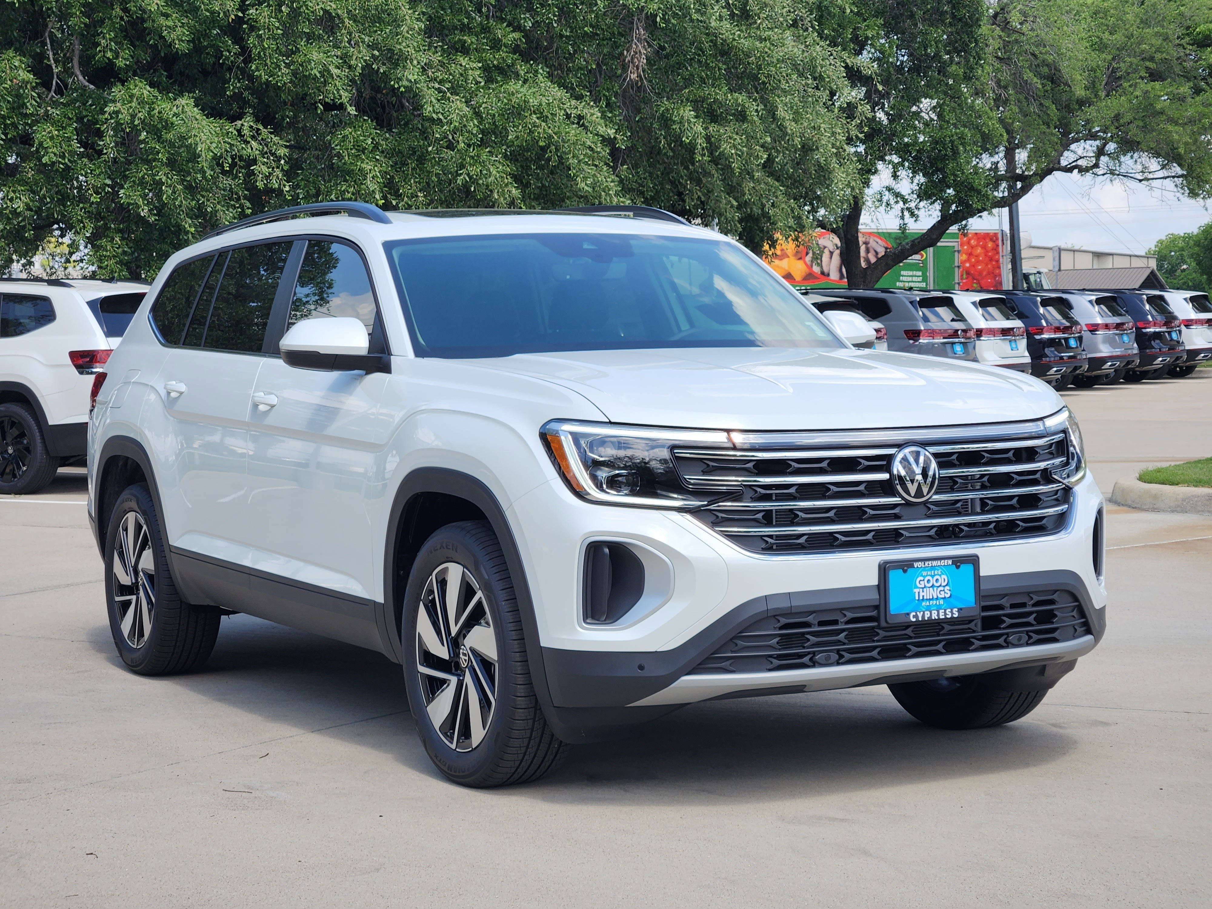 2026 Volkswagen Atlas 2.0T SE w/Technology
