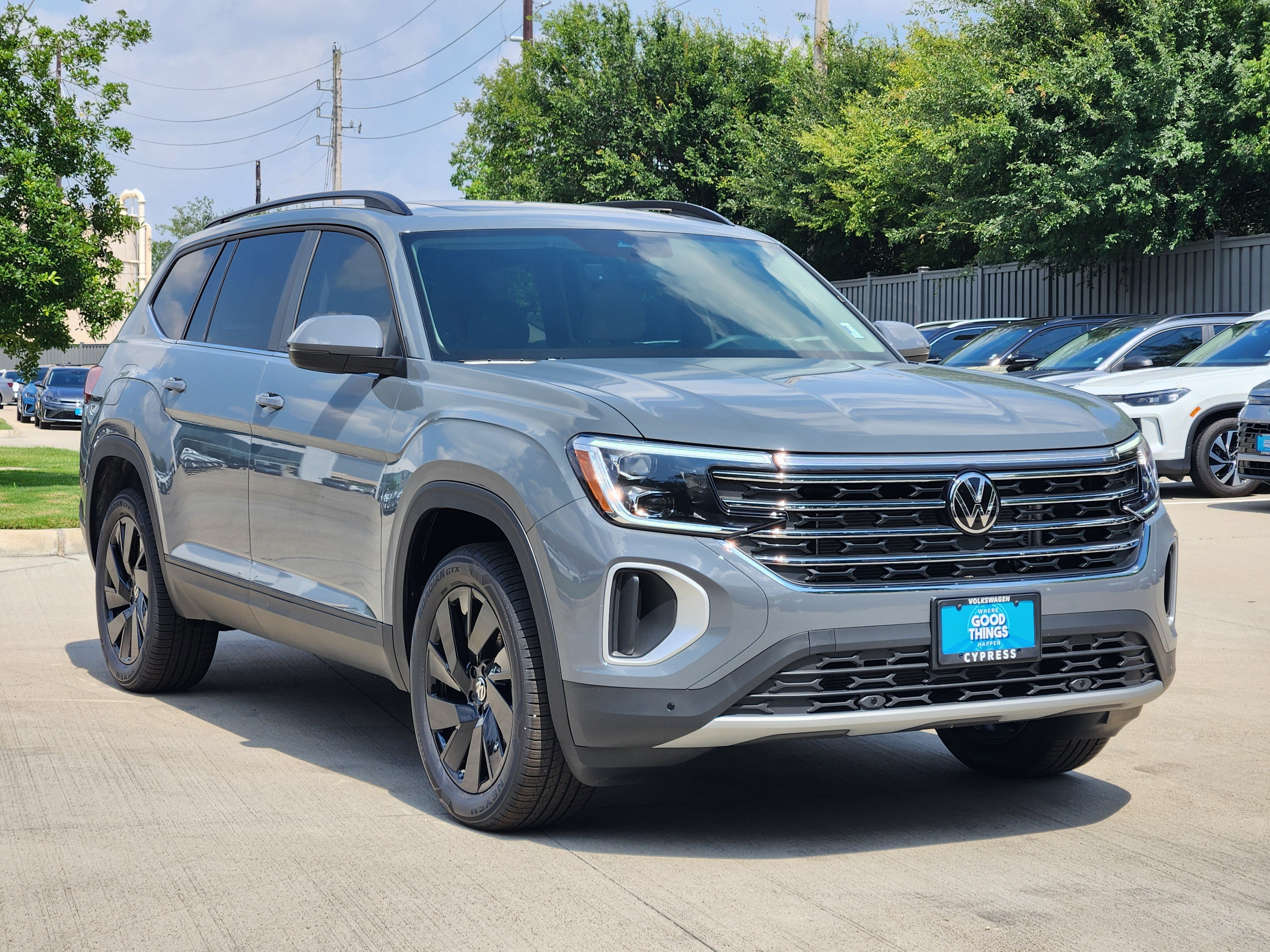 2026 Volkswagen Atlas 2.0T SE w/Technology