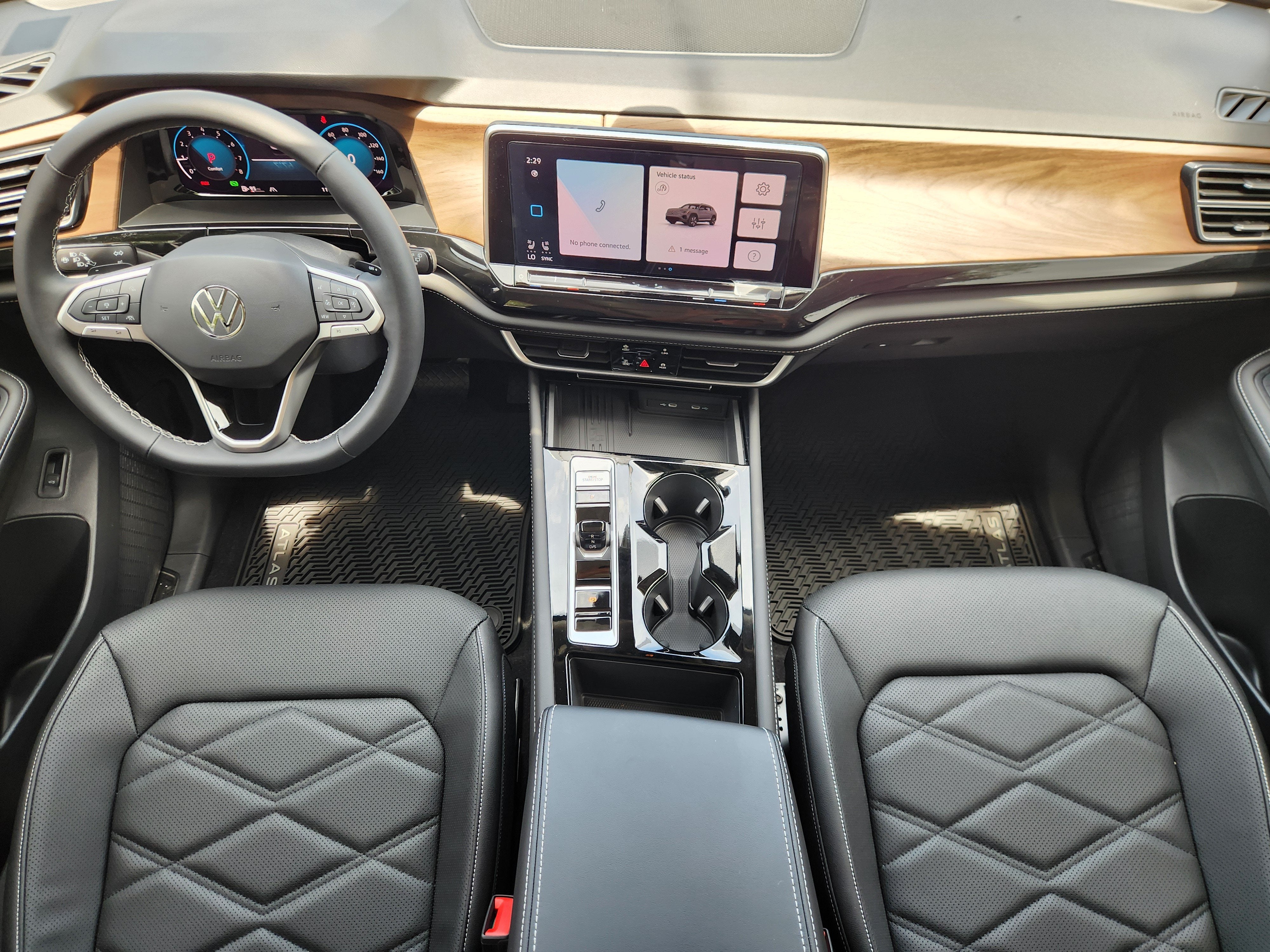 2026 Volkswagen Atlas 2.0T SE w/Technology