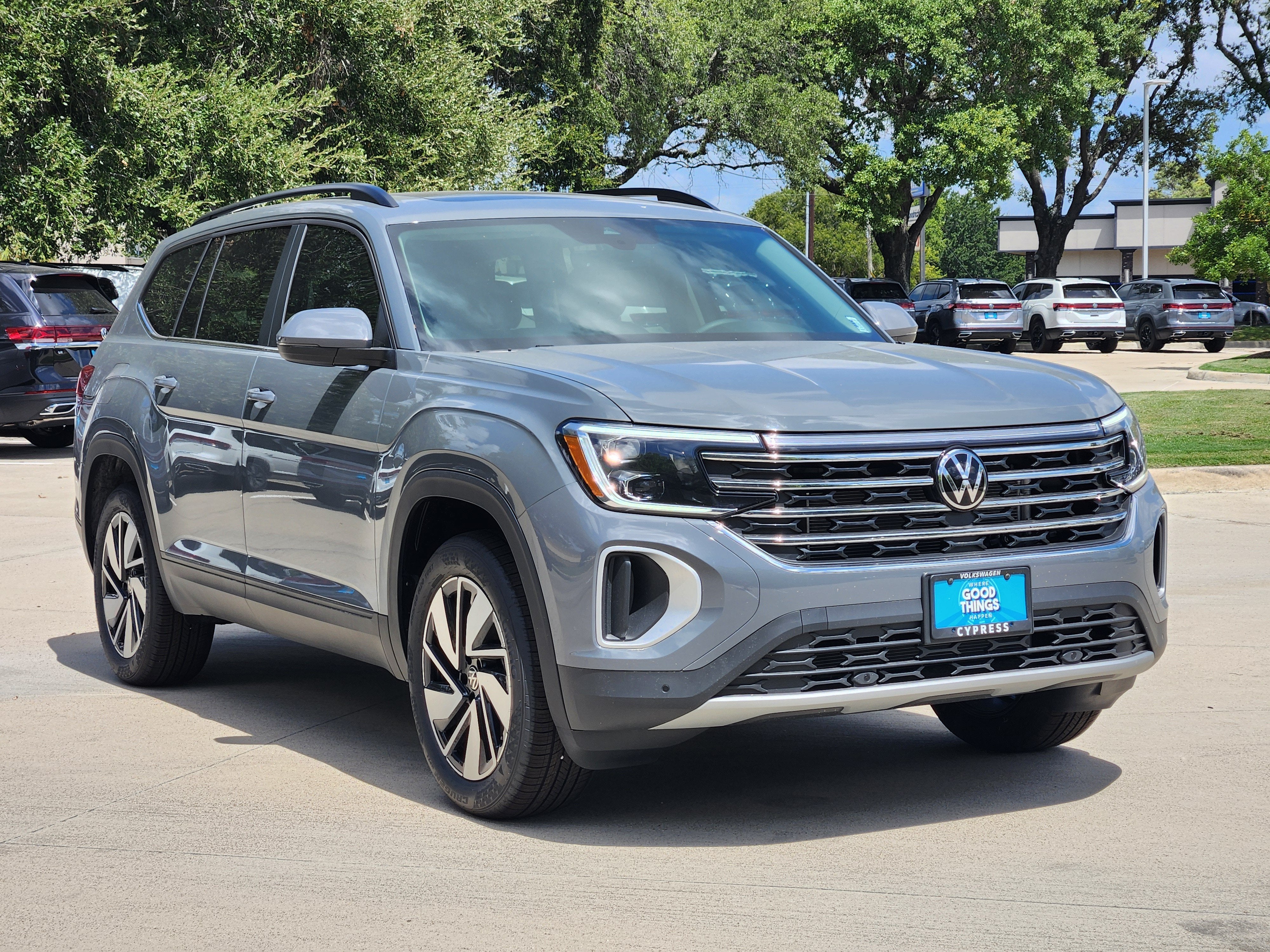 2026 Volkswagen Atlas 2.0T SE w/Technology