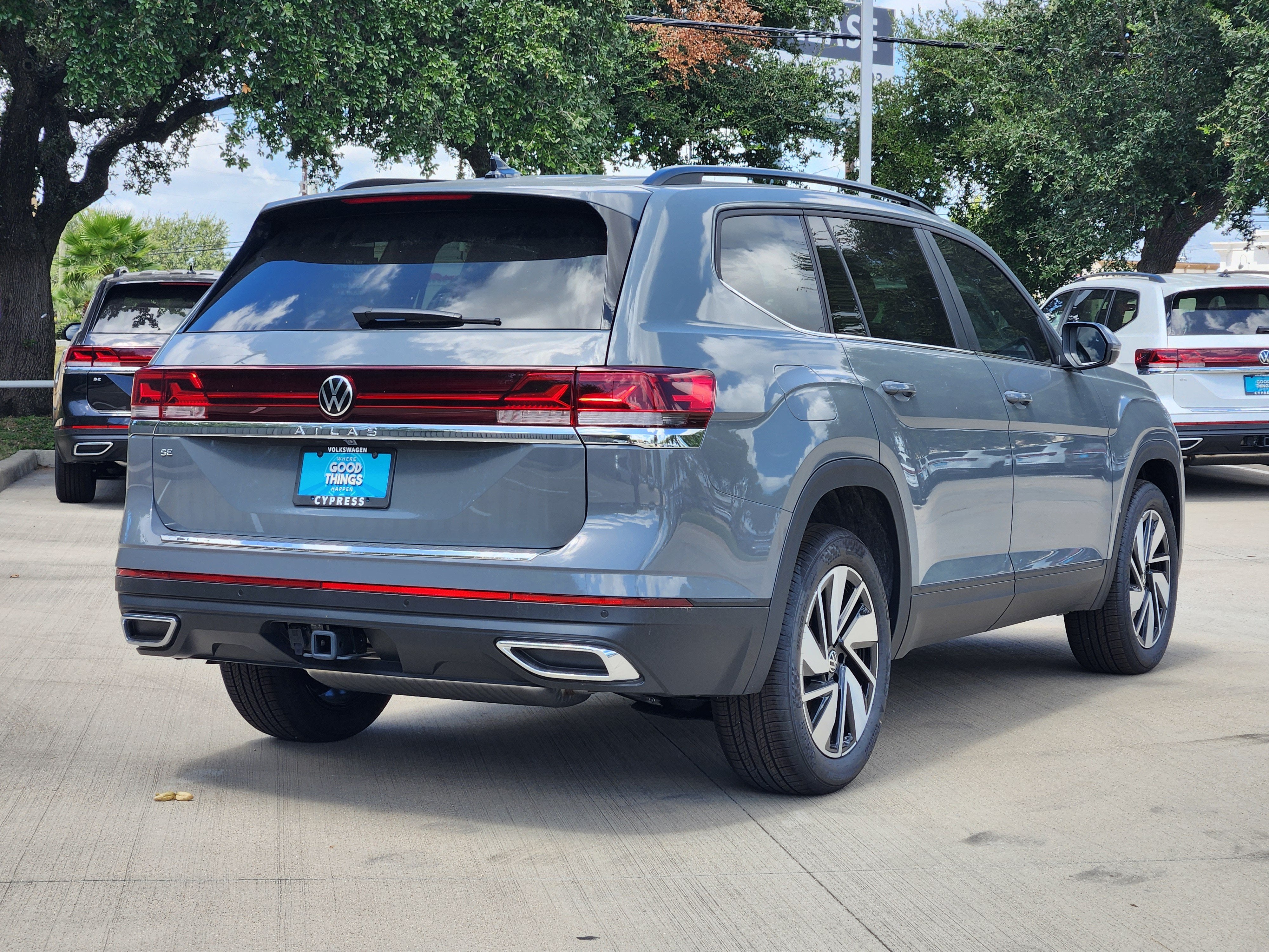 2026 Volkswagen Atlas 2.0T SE w/Technology