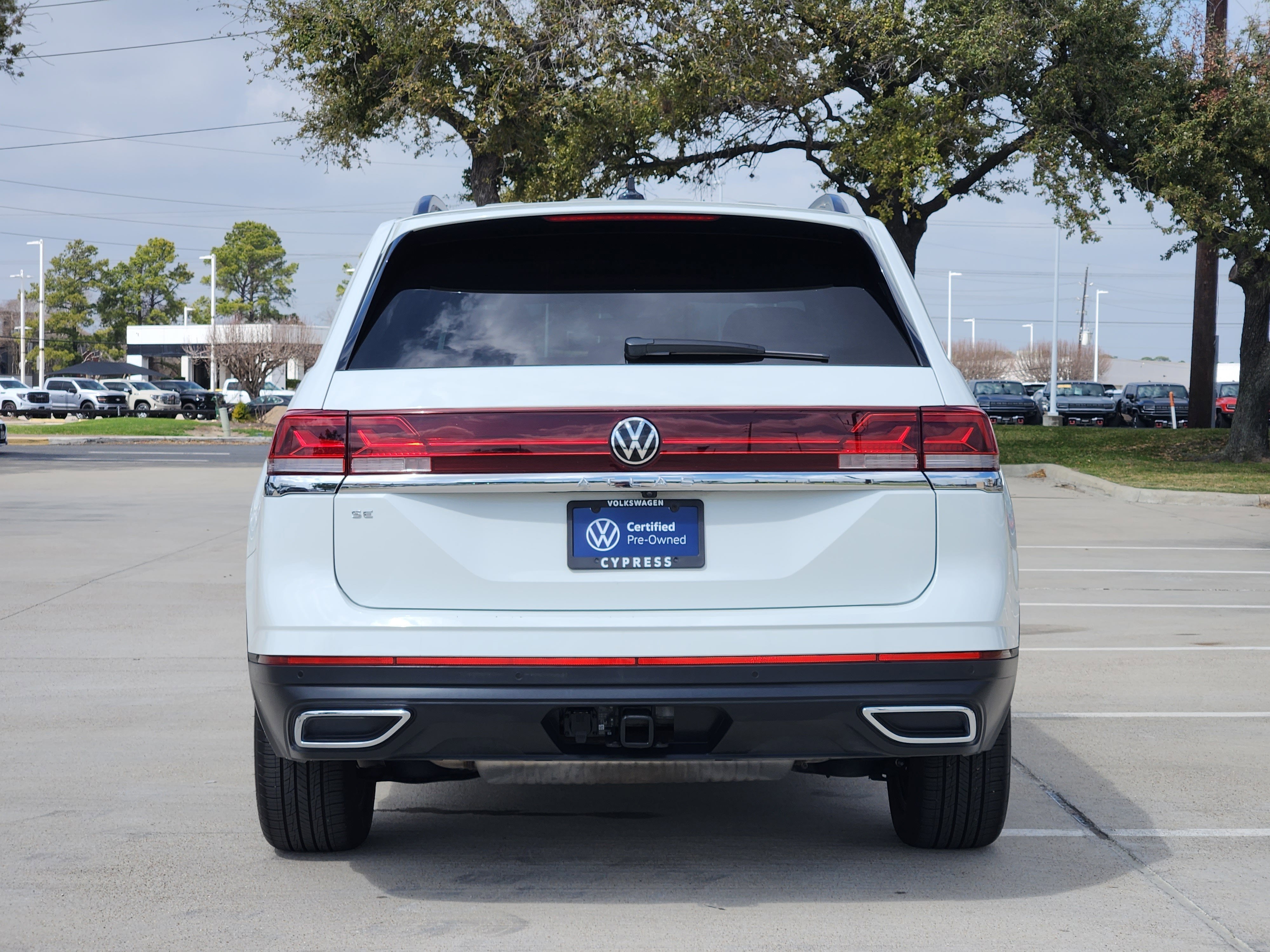 2024 Volkswagen Atlas 2.0T SE w/Technology