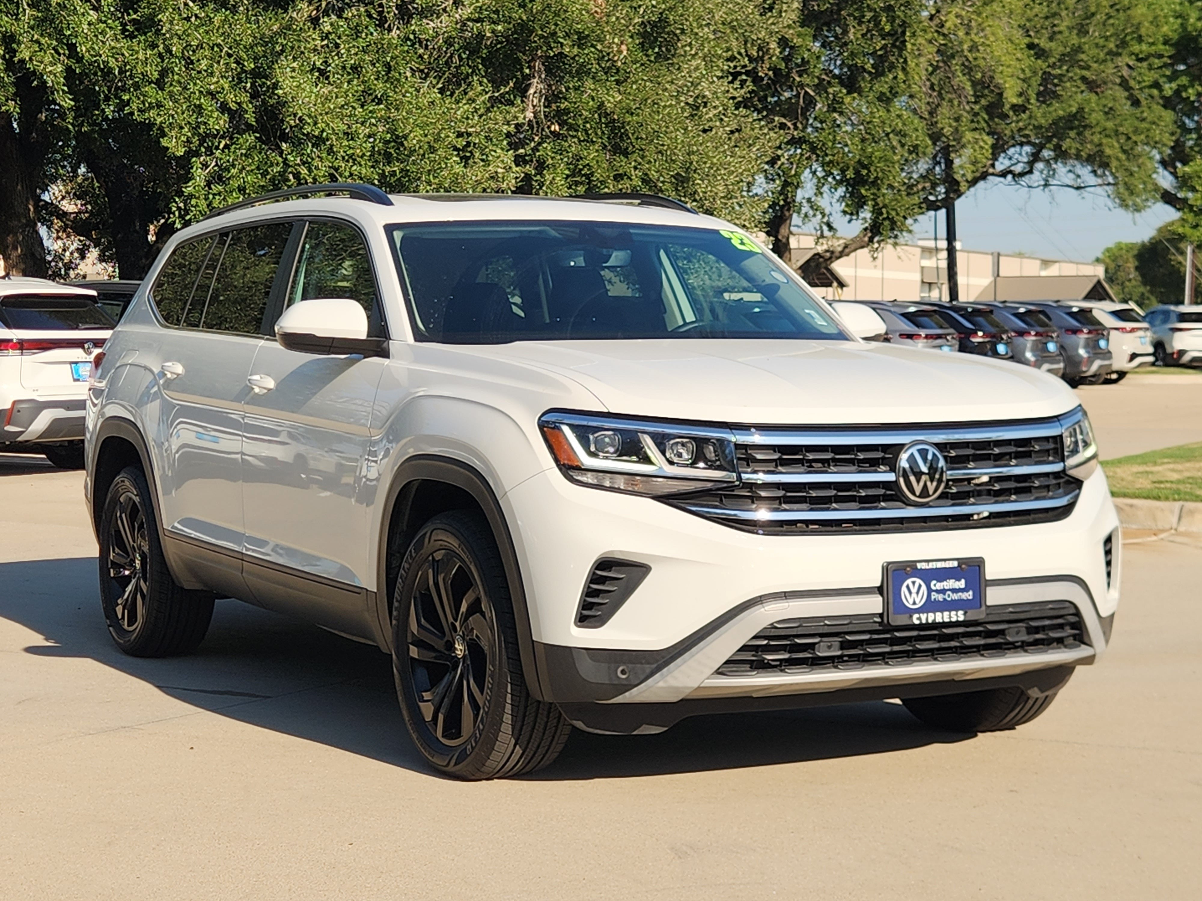 2023 Volkswagen Atlas 3.6L V6 SE w/Technology