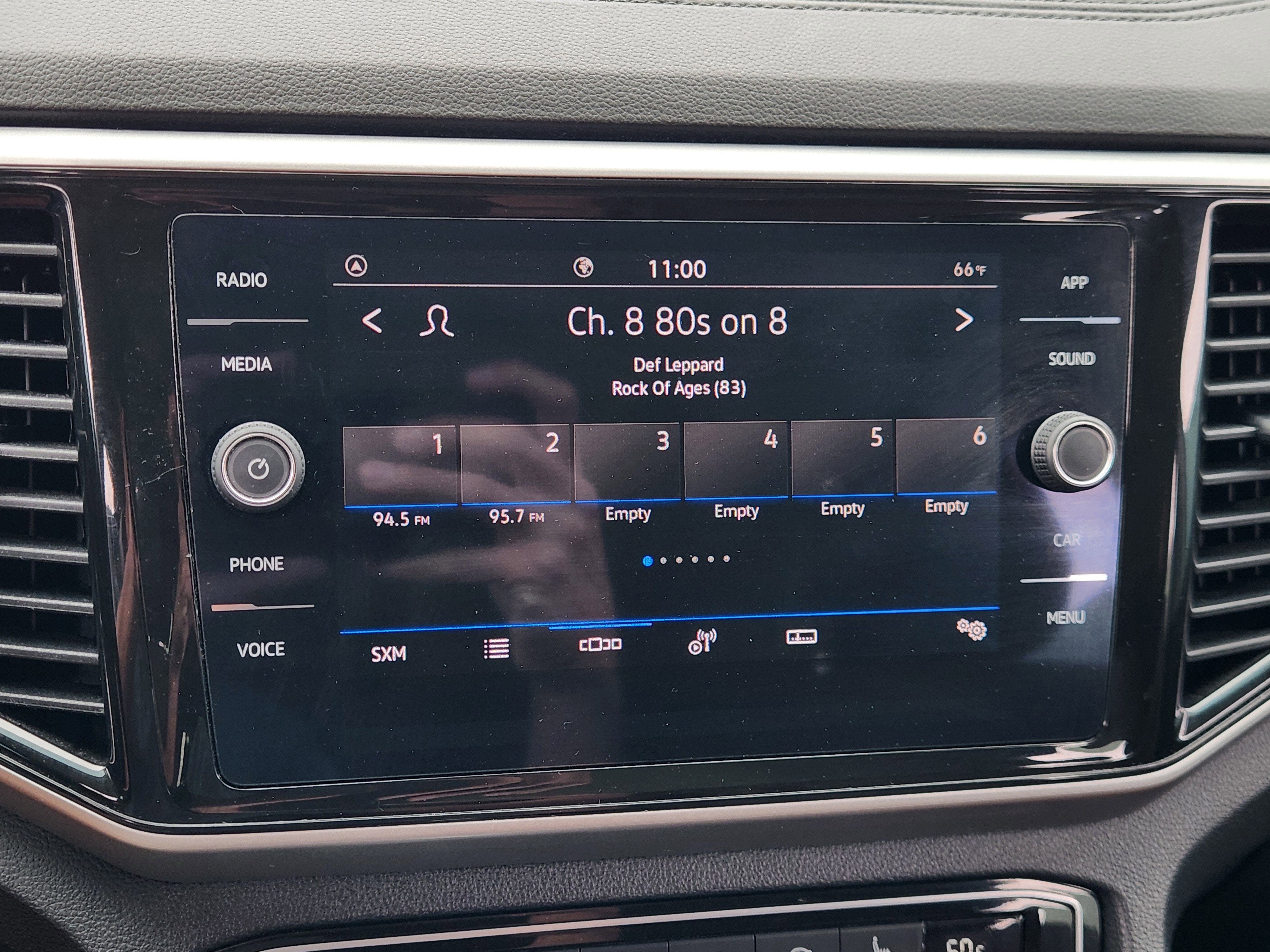 2023 Volkswagen Atlas 3.6L V6 SE w/Technology