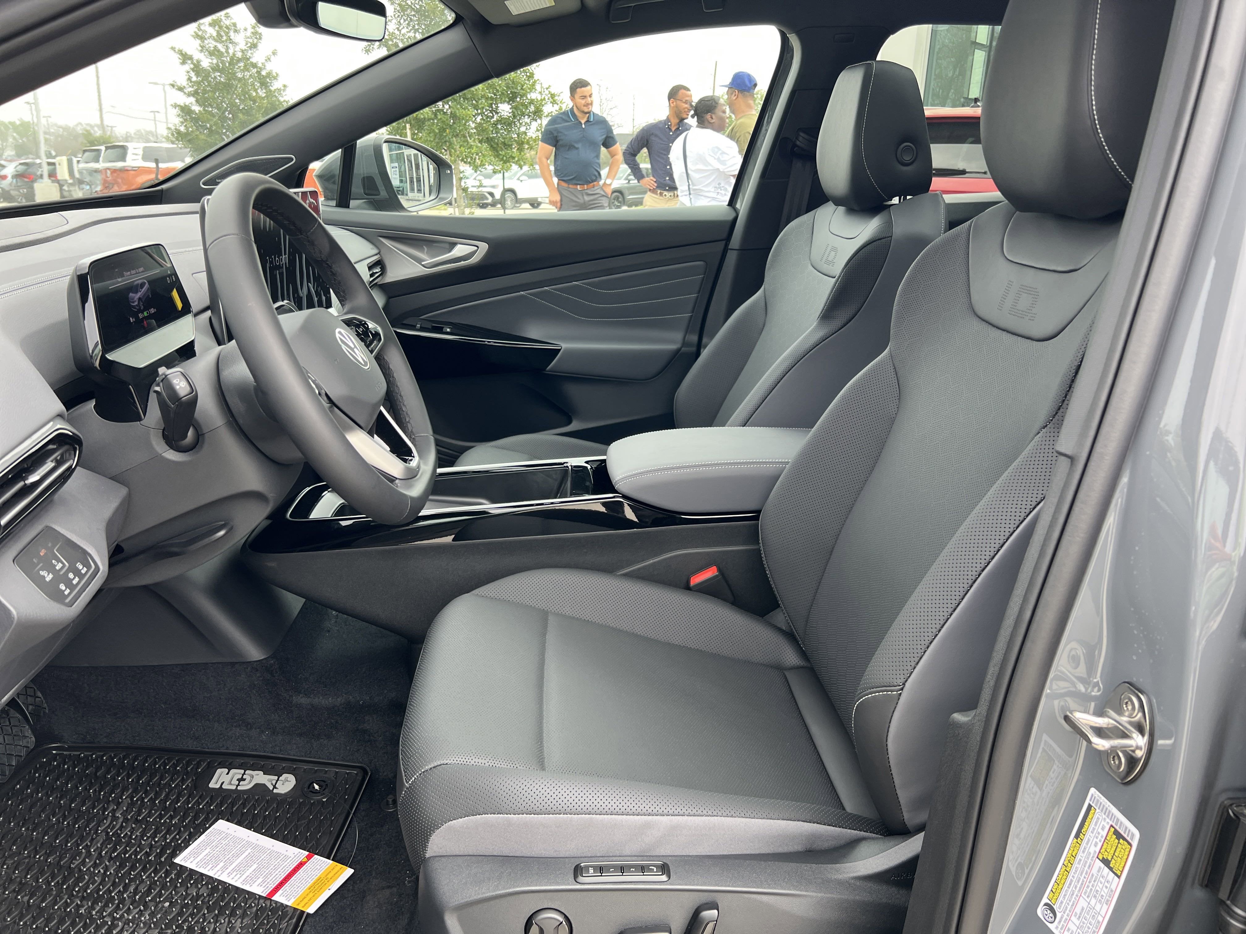 2025 Volkswagen ID.4 Pro S Plus