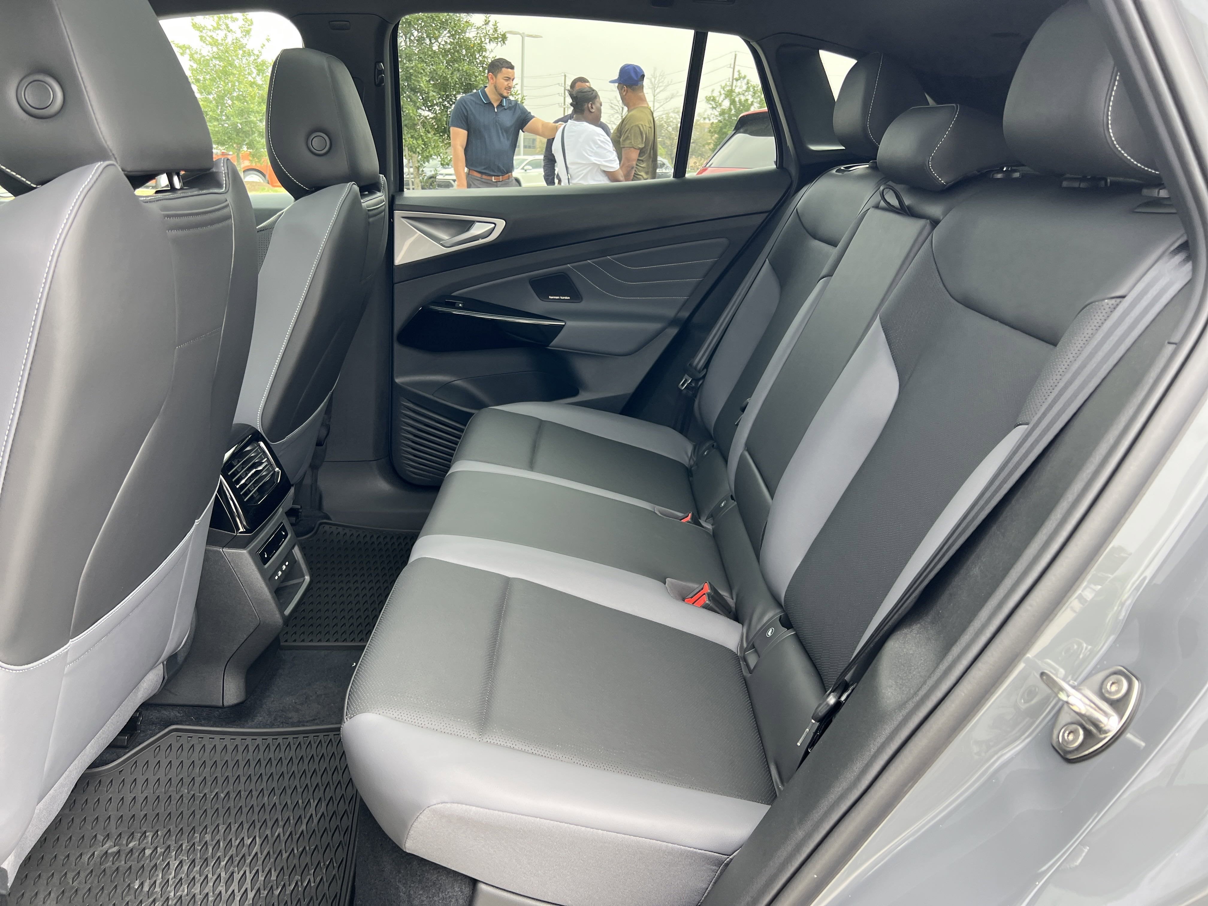 2025 Volkswagen ID.4 Pro S Plus