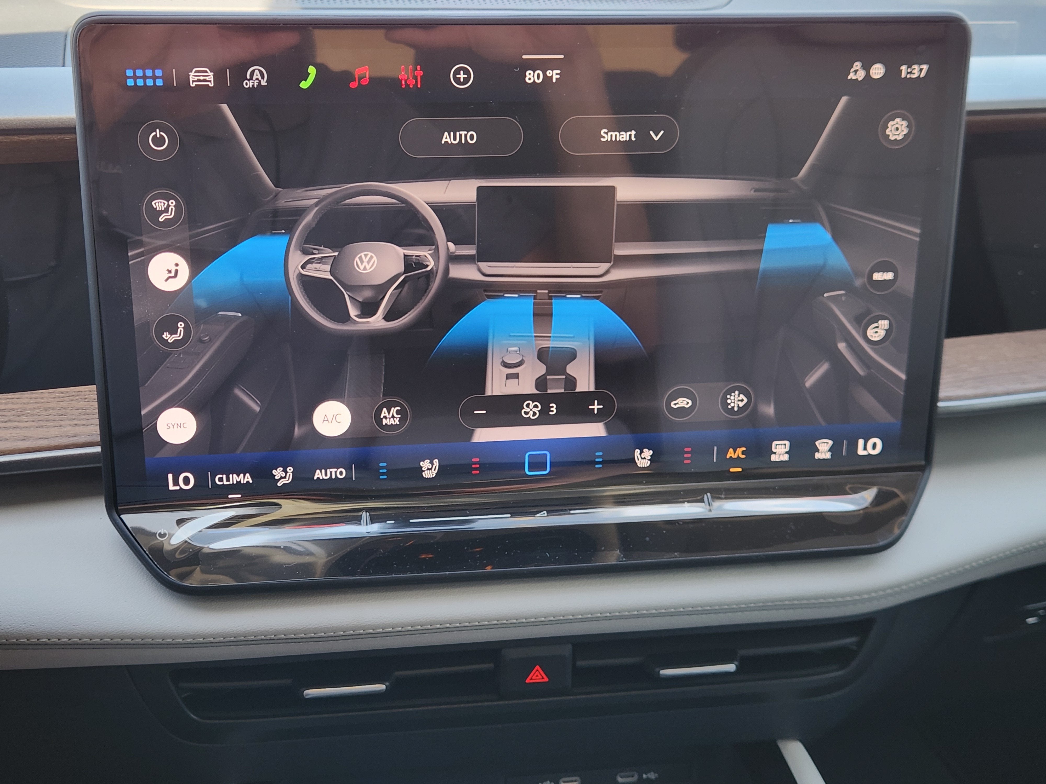 2027 Volkswagen Atlas SE w/Technology