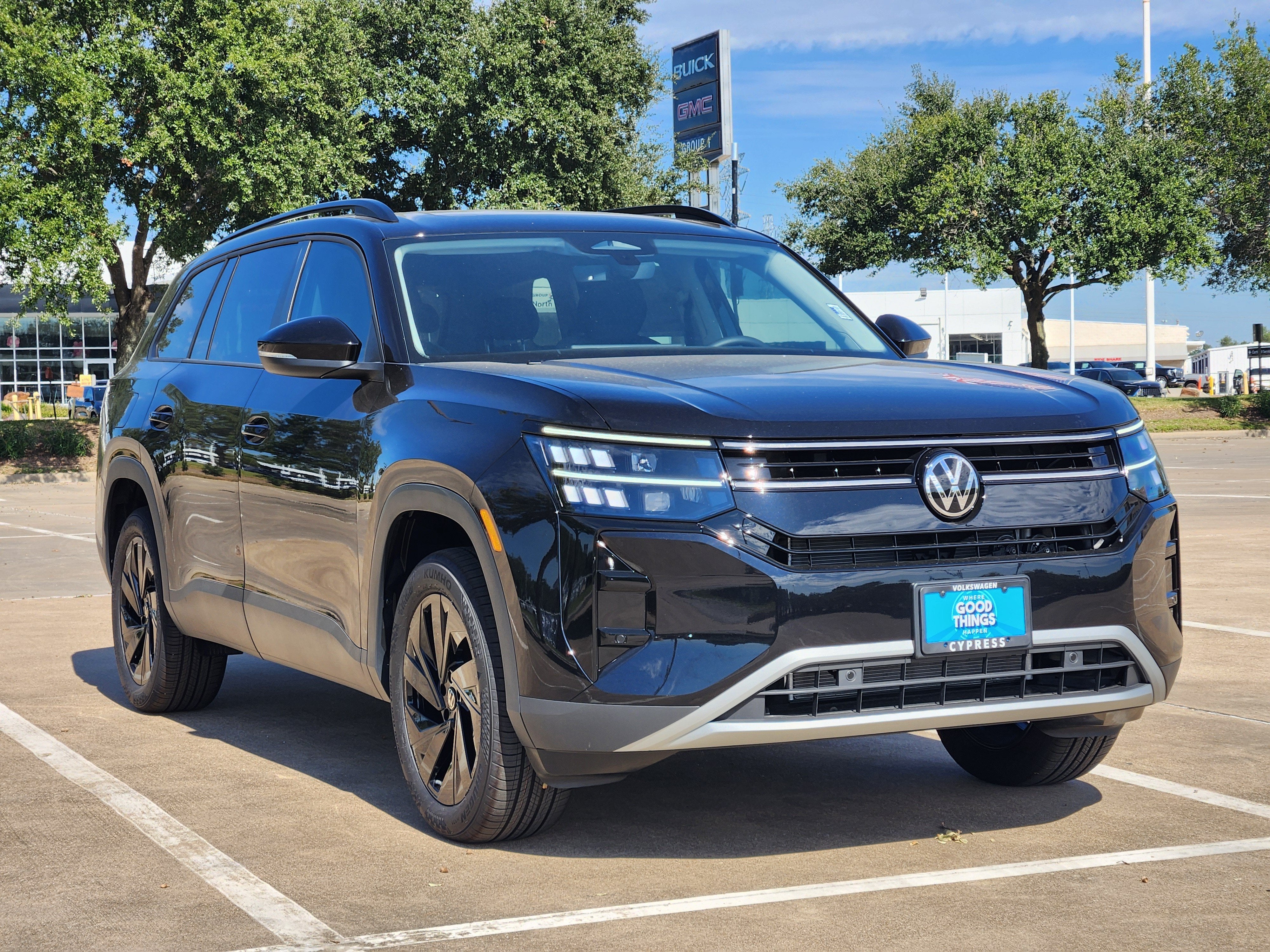 2027 Volkswagen Atlas SE w/Technology