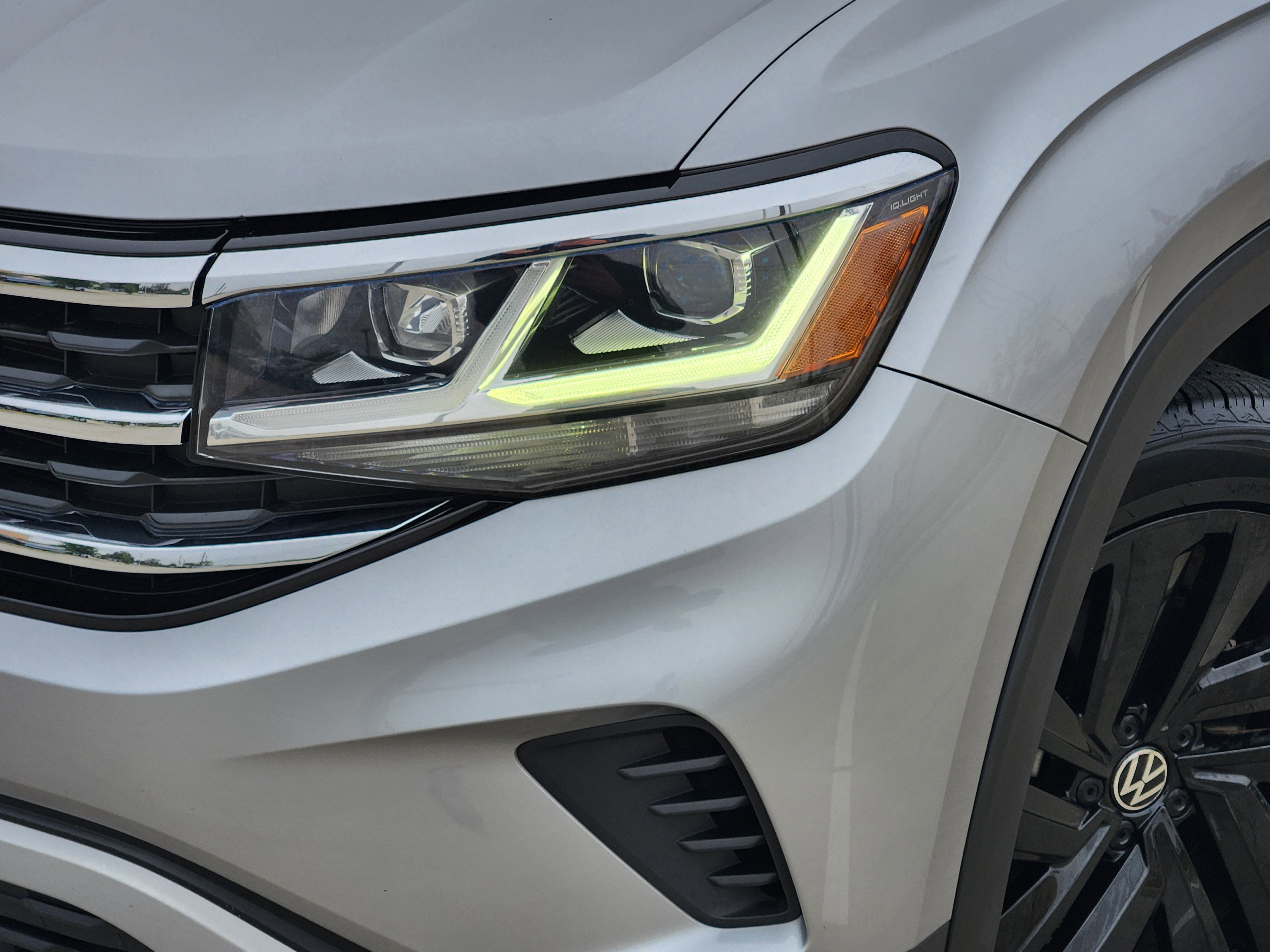 2022 Volkswagen Atlas Cross Sport 3.6L V6 SE w/Technology