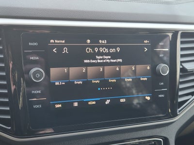 2023 Volkswagen Atlas Cross Sport 2.0T SEL R-Line Black