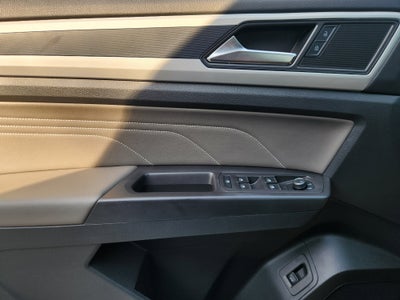 2023 Volkswagen Atlas Cross Sport 2.0T SEL R-Line Black