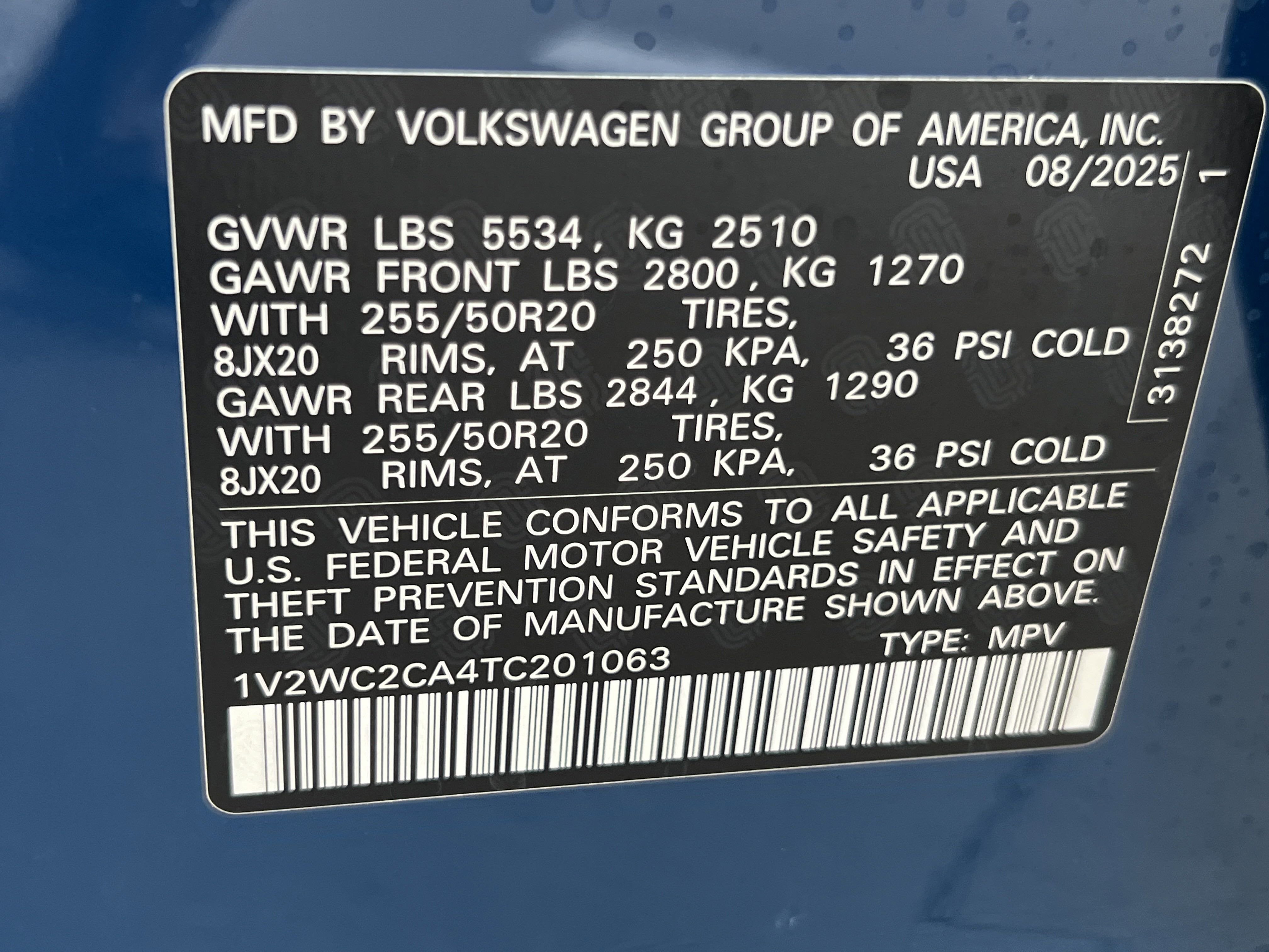 2026 Volkswagen Atlas Cross Sport 2.0T SE w/Technology