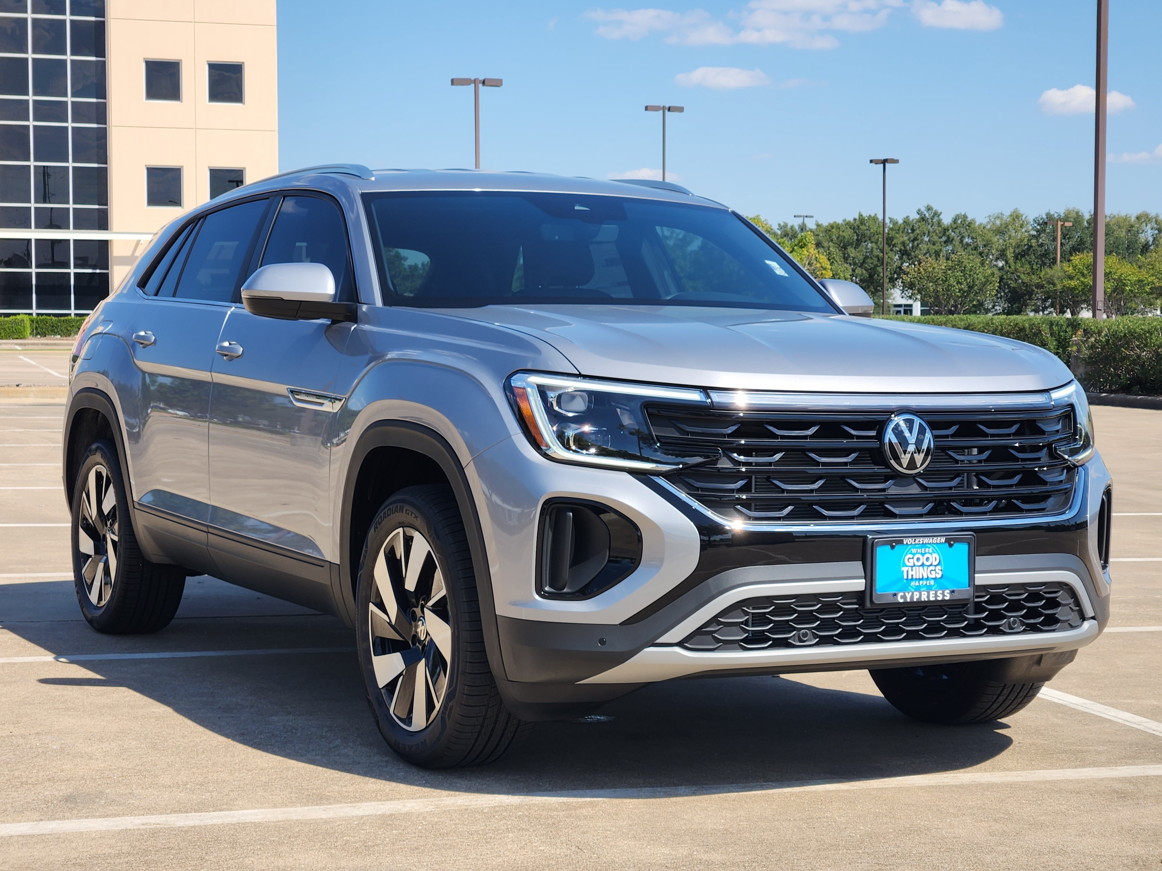 2026 Volkswagen Atlas Cross Sport 2.0T SE w/Technology