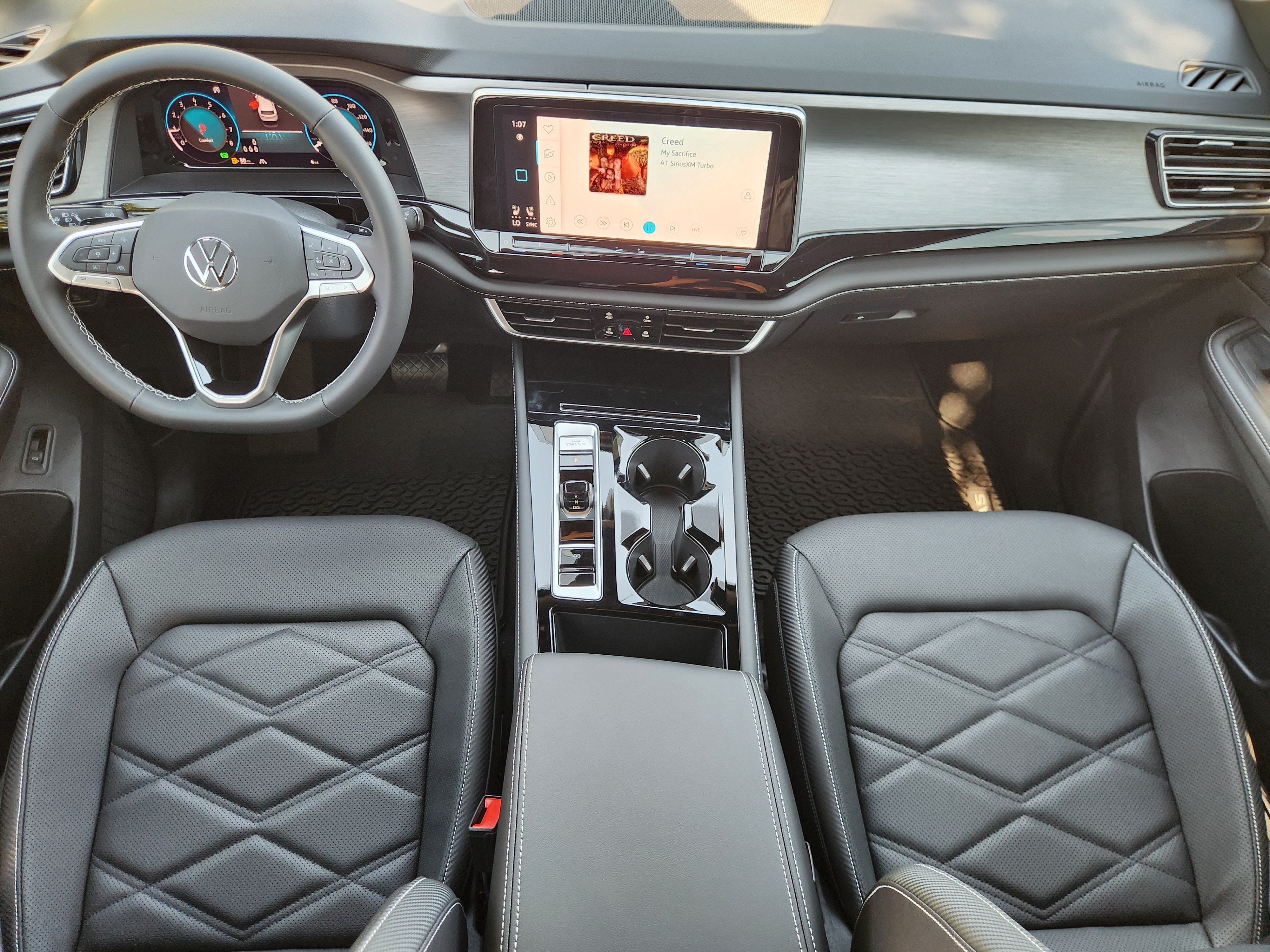 2026 Volkswagen Atlas Cross Sport 2.0T SE w/Technology